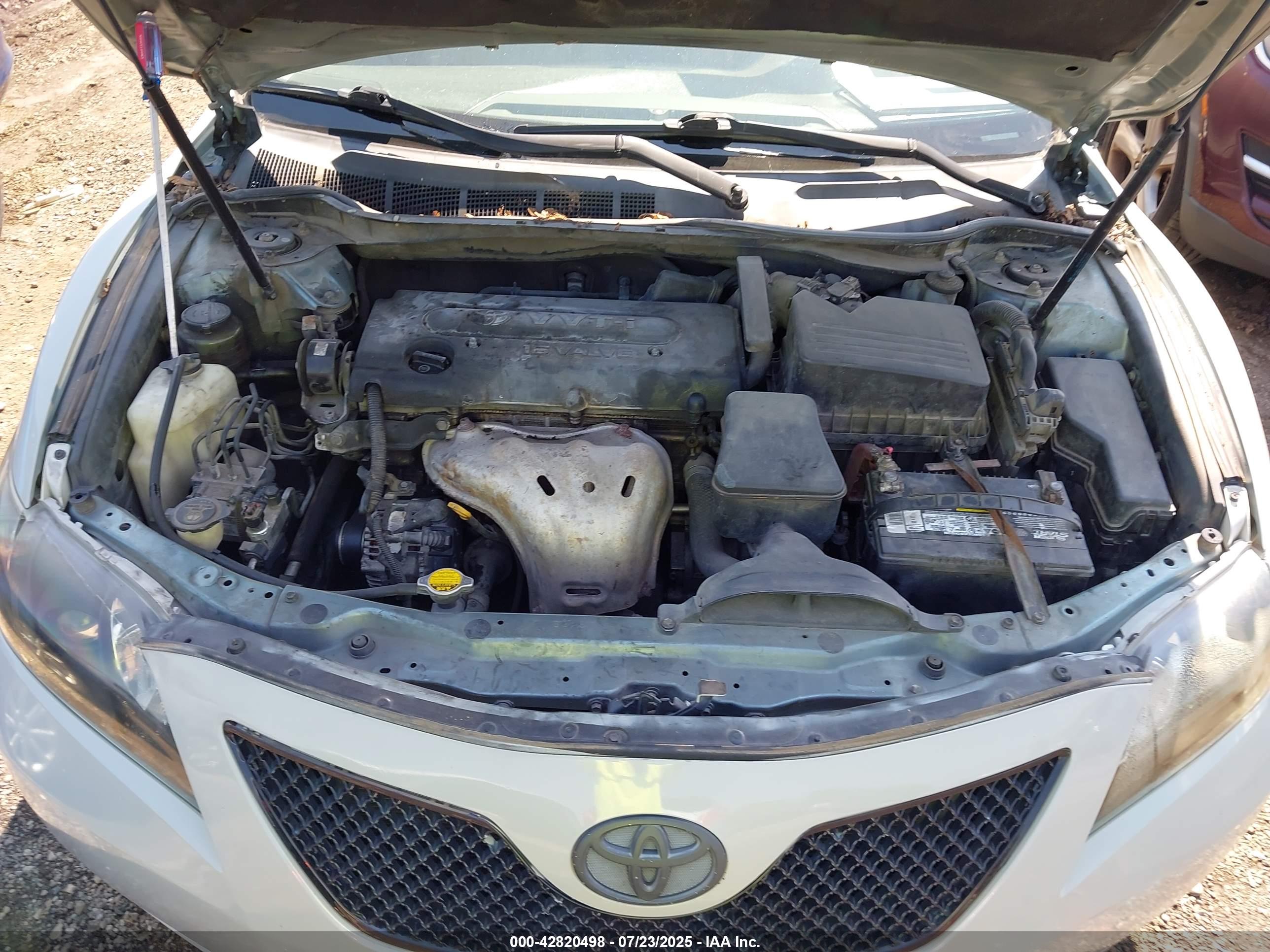 TOYOTA CAMRY image 10