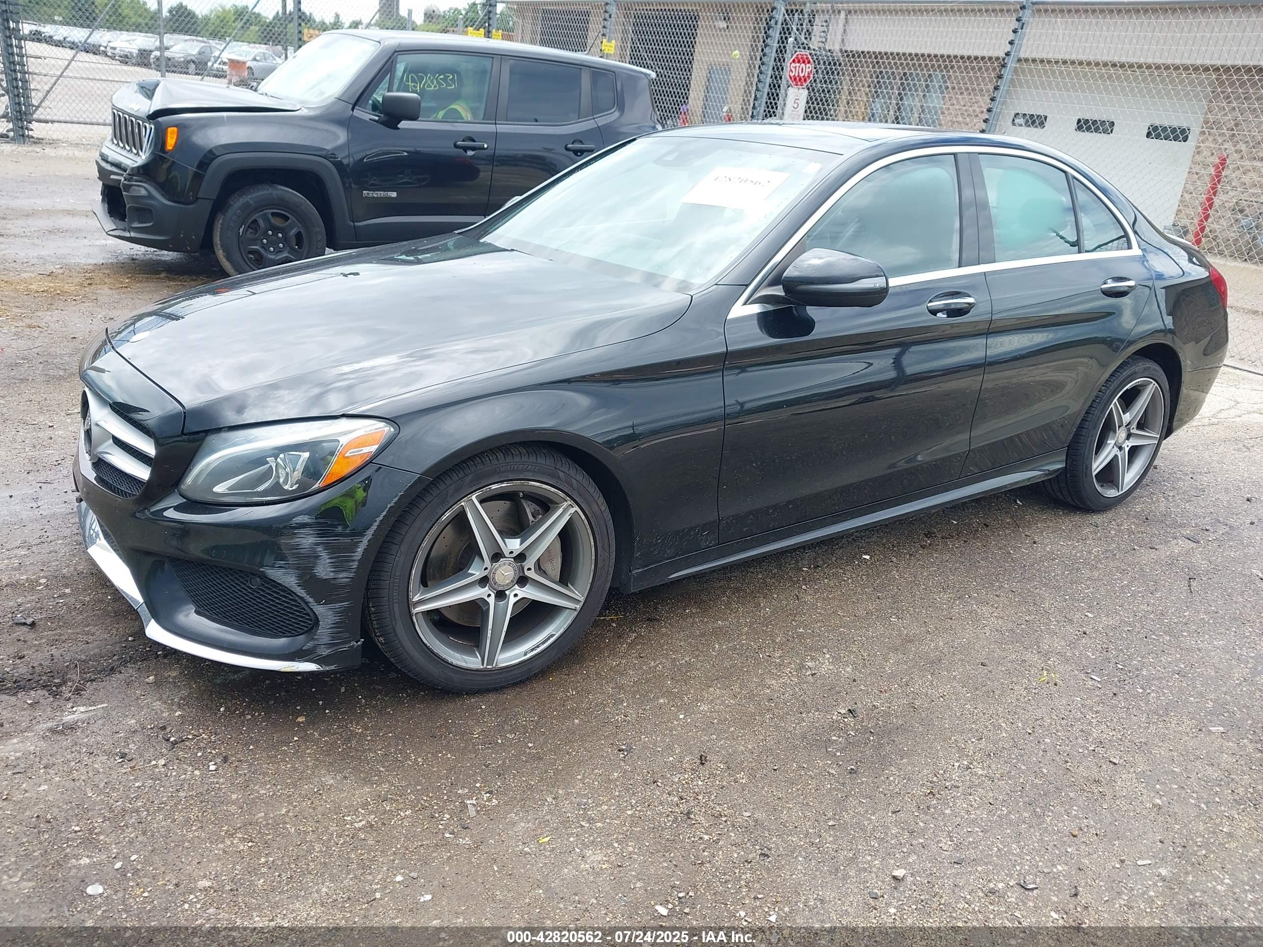 MERCEDES-BENZ C image 2