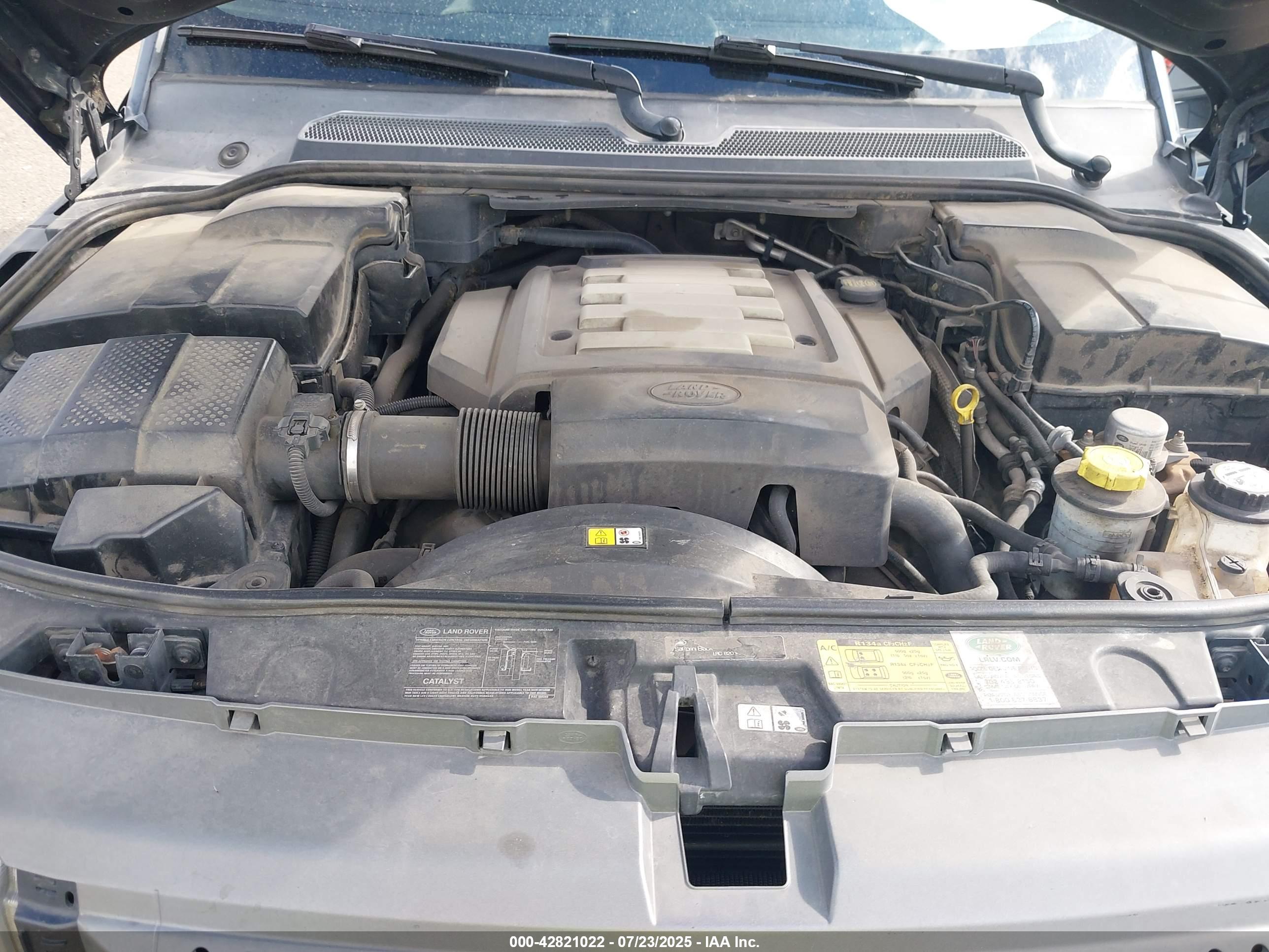 LAND ROVER image 10