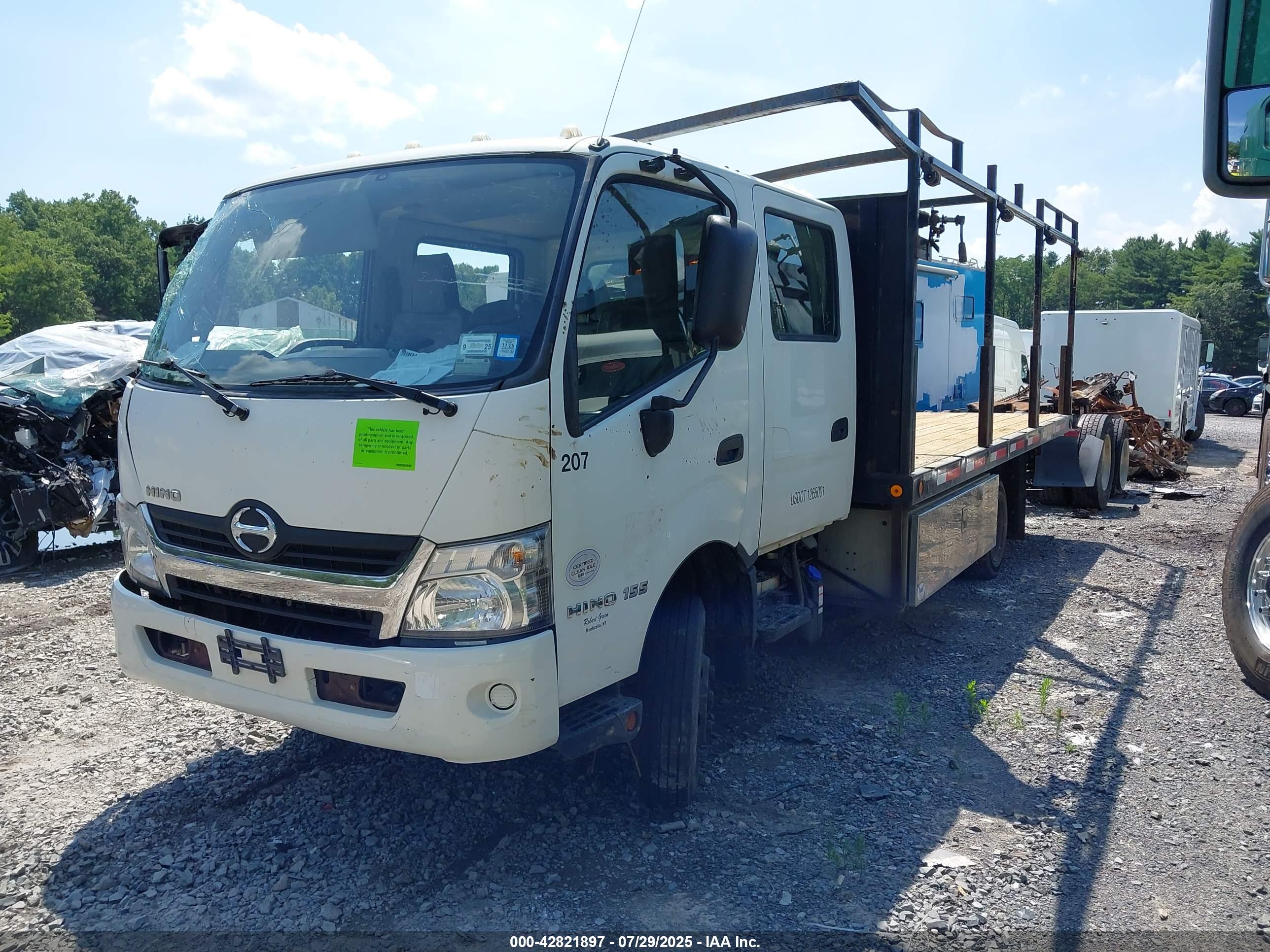 HINO 155 image 2