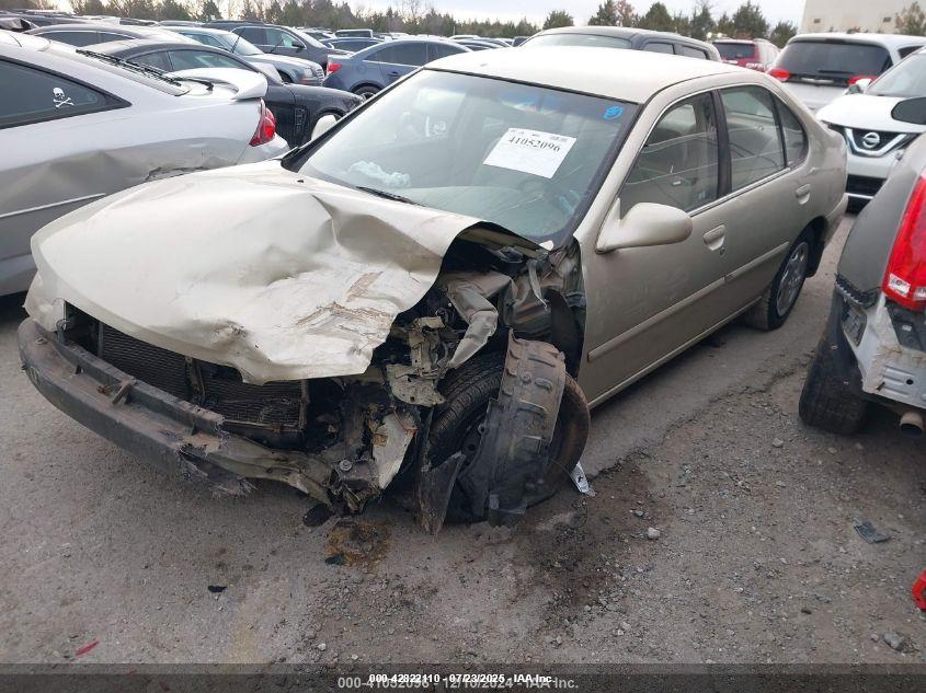 NISSAN ALTIMA image 2