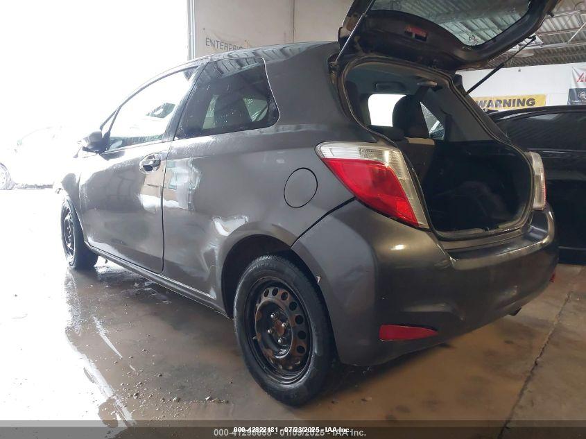 TOYOTA YARIS image 3