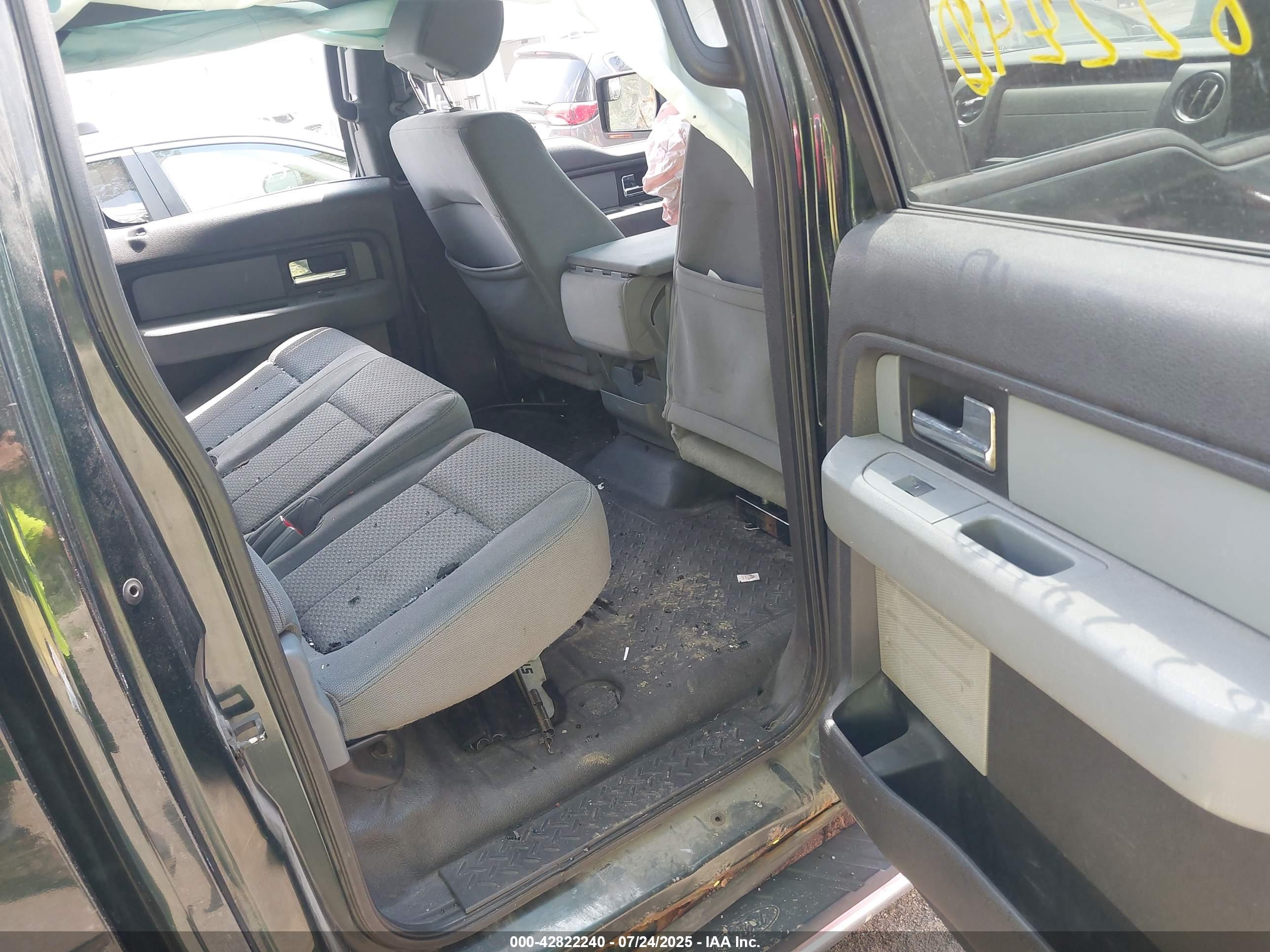 FORD F-150 image 8