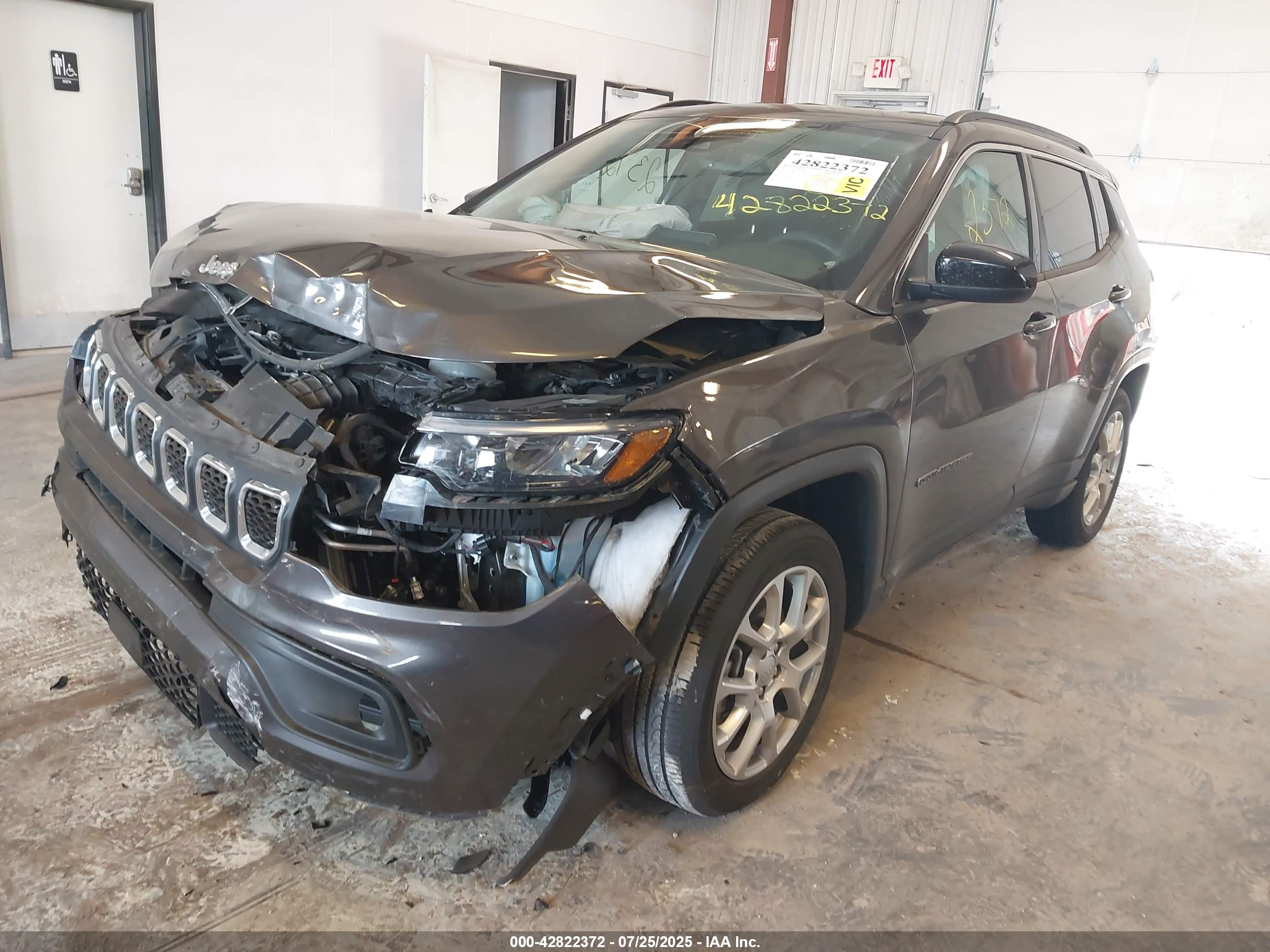 JEEP COMPASS image 2