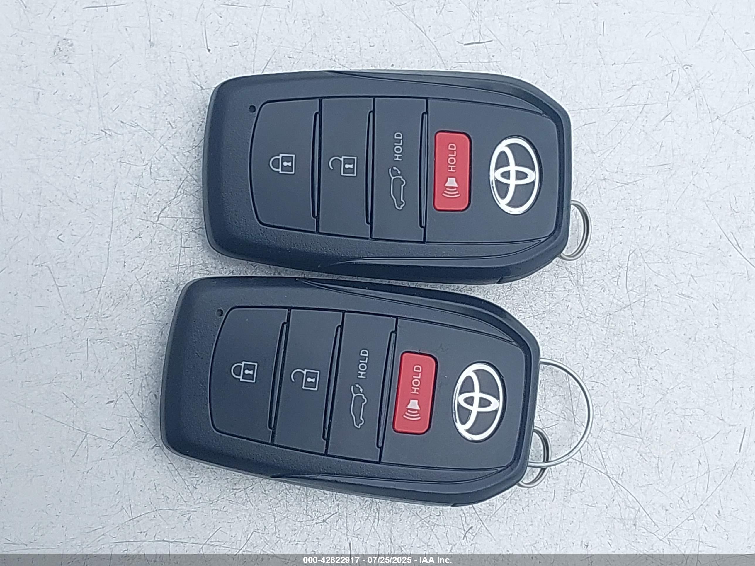 TOYOTA LAND image 11