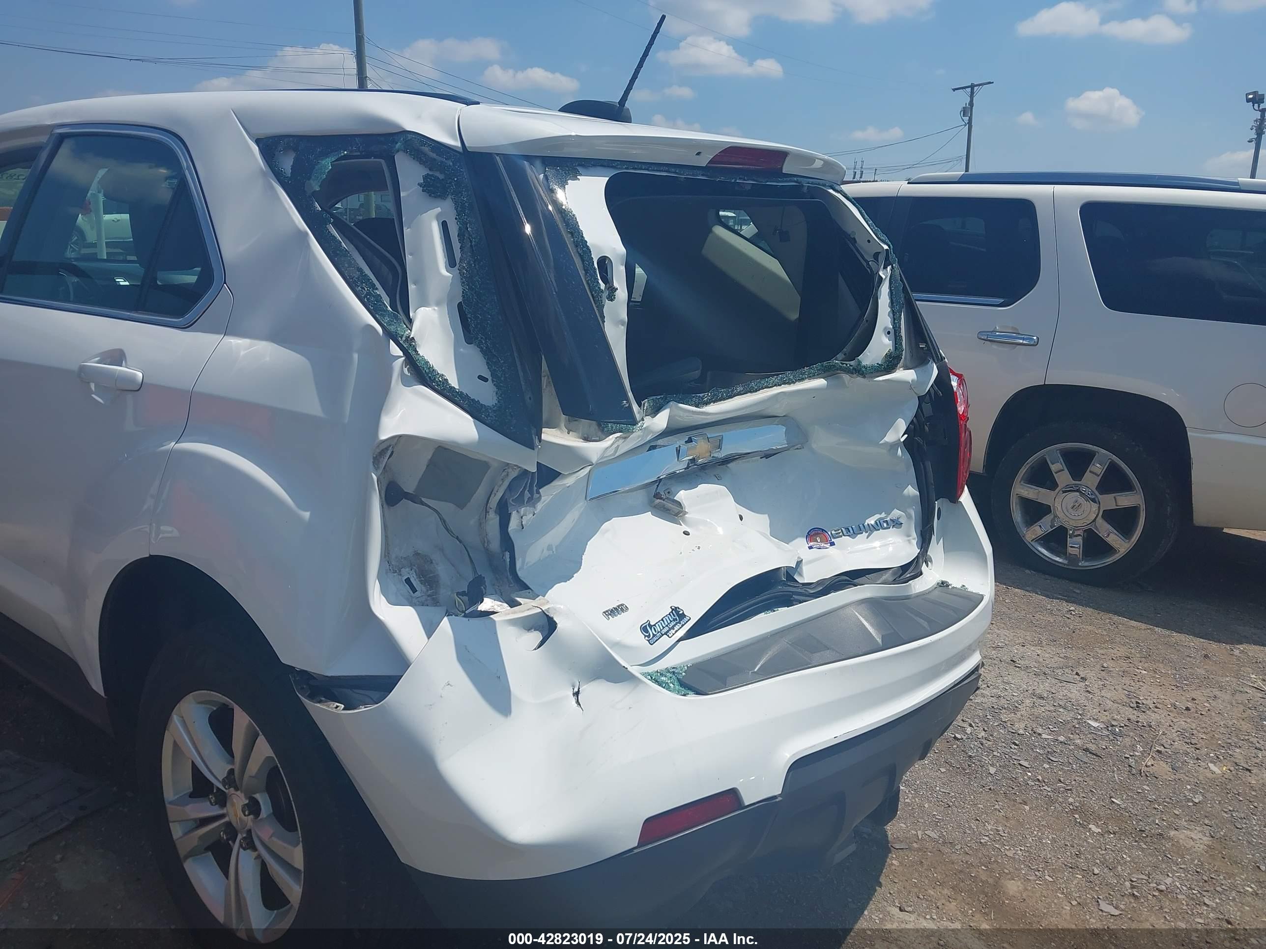 CHEVROLET EQUINOX image 6
