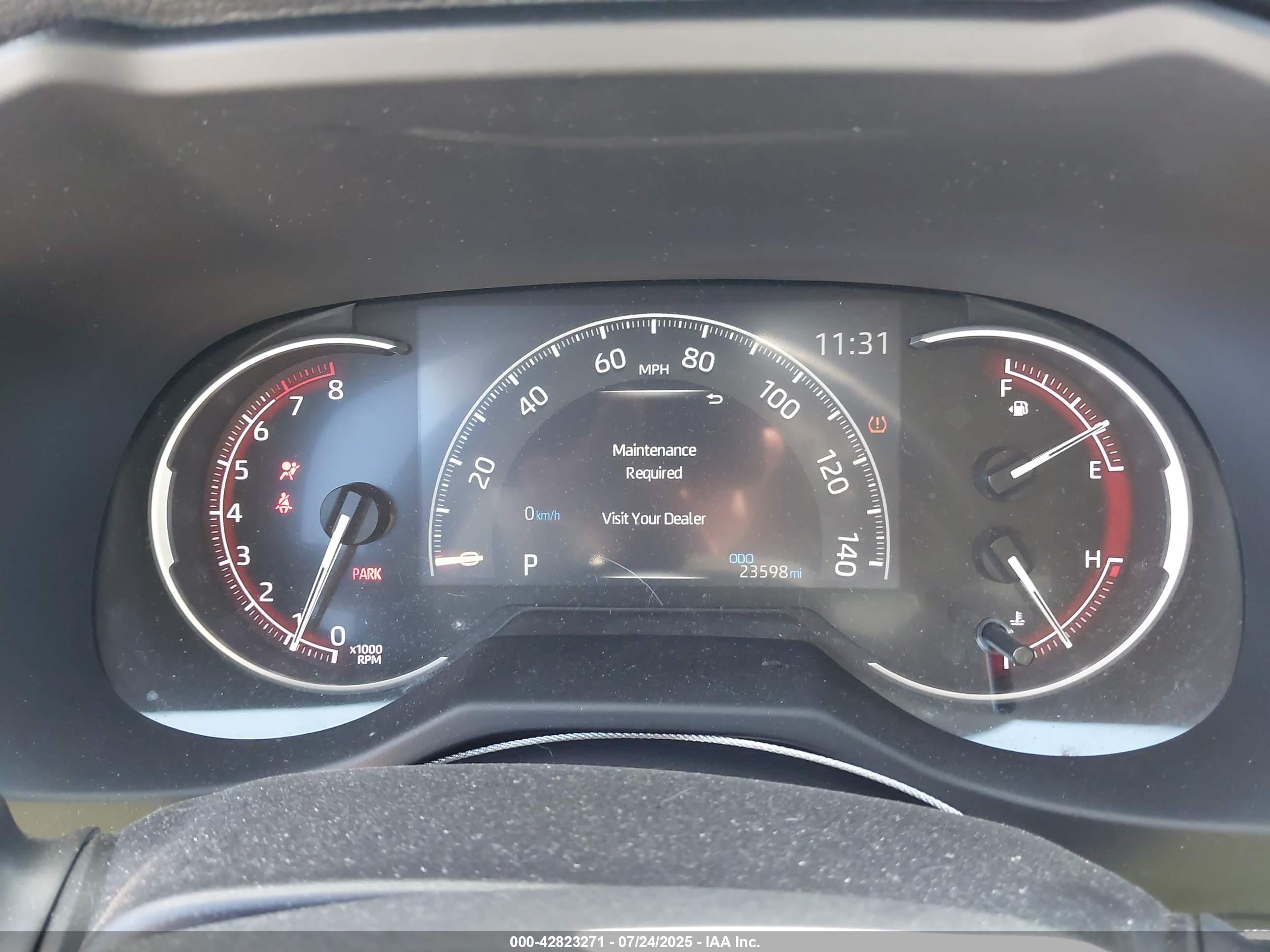 TOYOTA RAV4 image 7