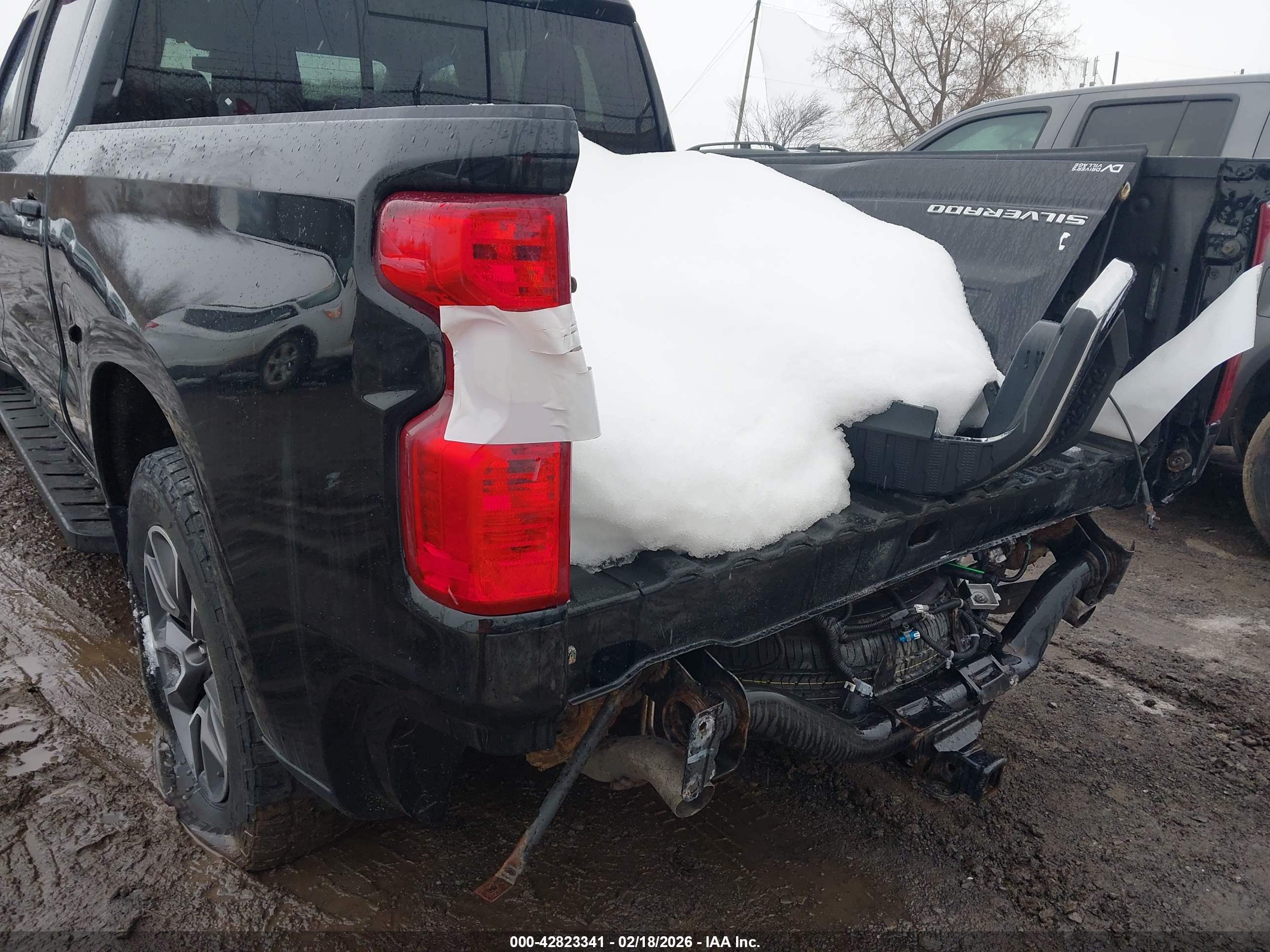 CHEVROLET SILVERADO image 6