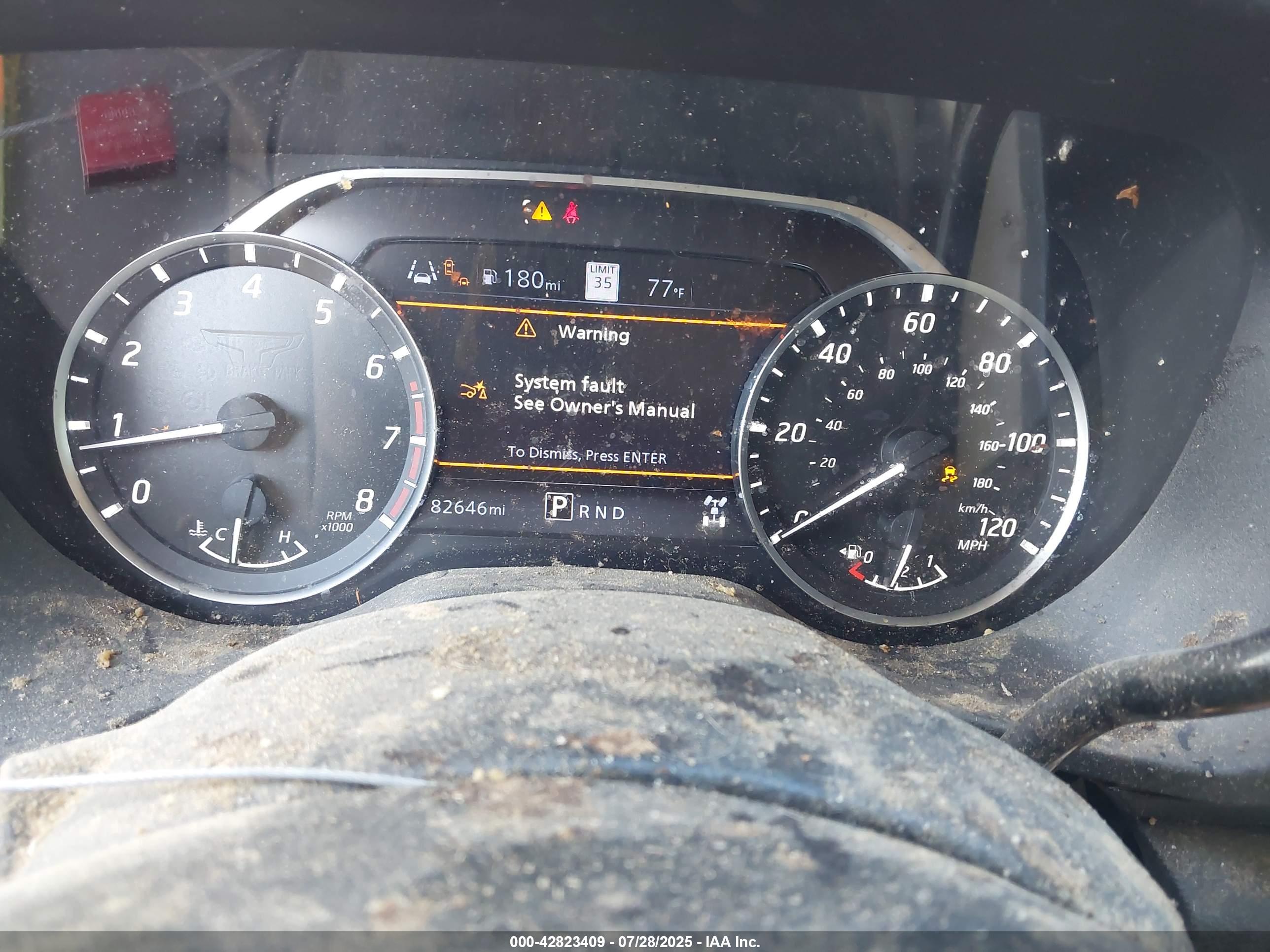 NISSAN TITAN image 7