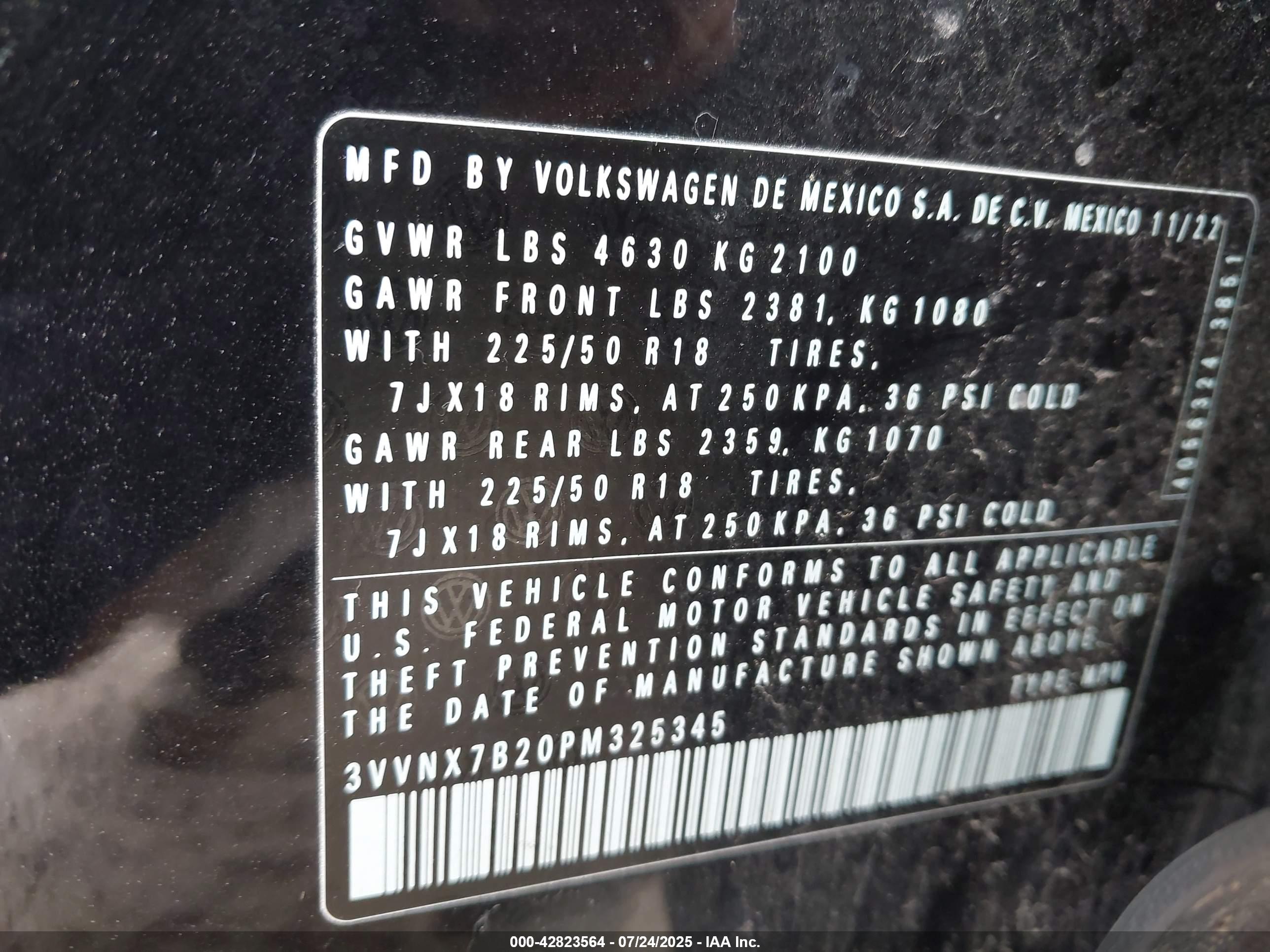 VOLKSWAGEN TAOS image 9