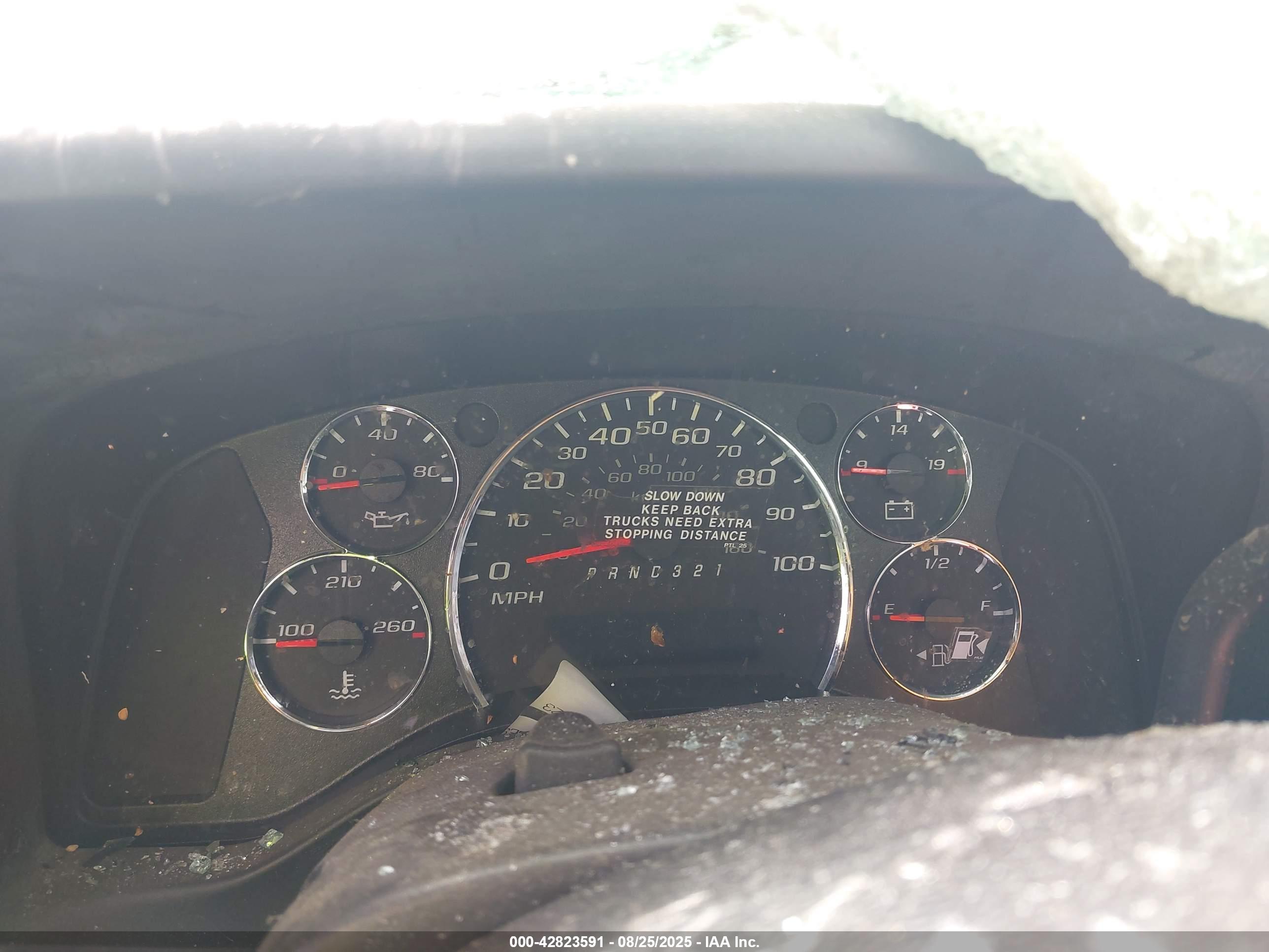 GMC SAVANA image 6