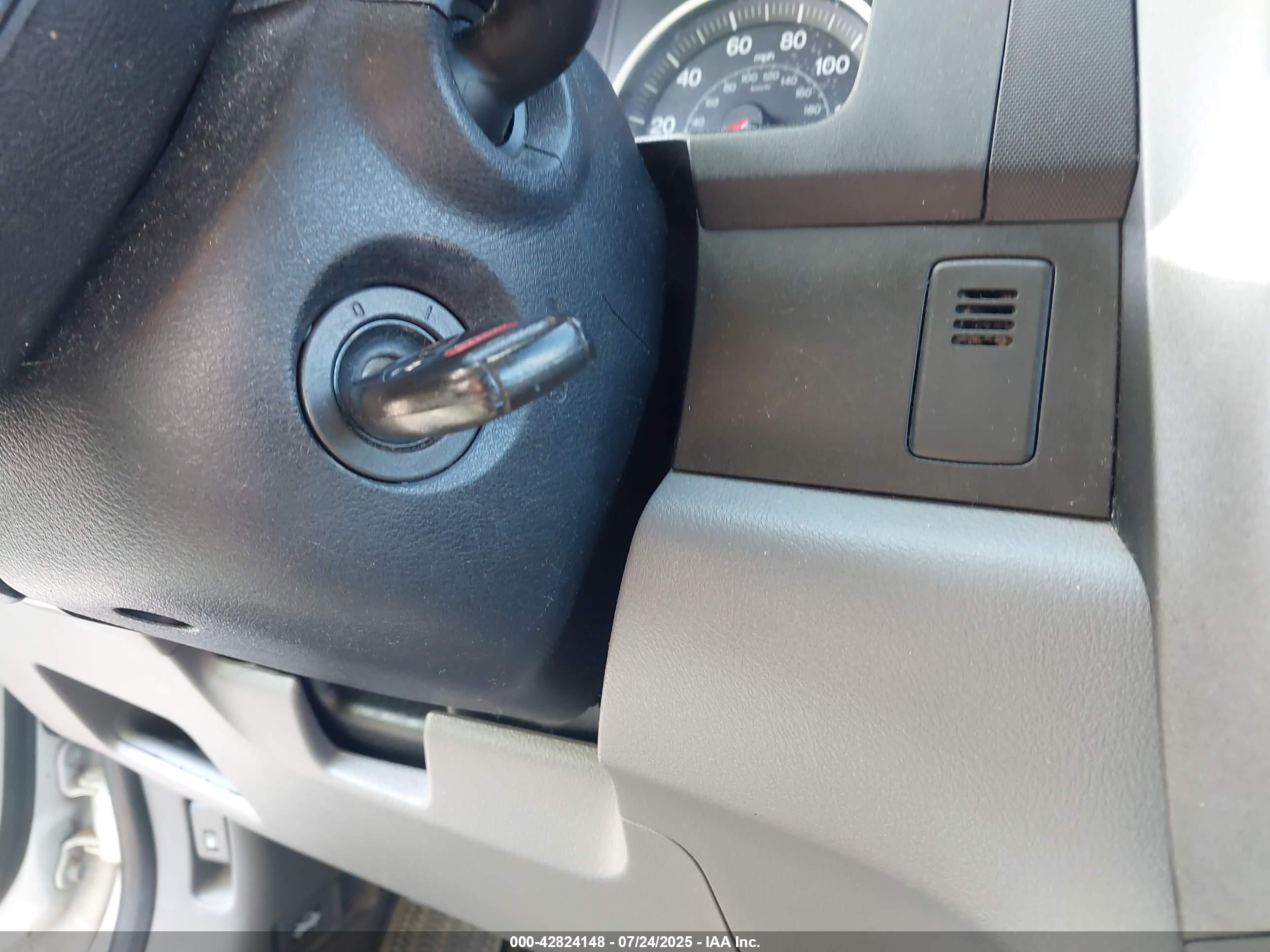 HONDA CR-V image 11