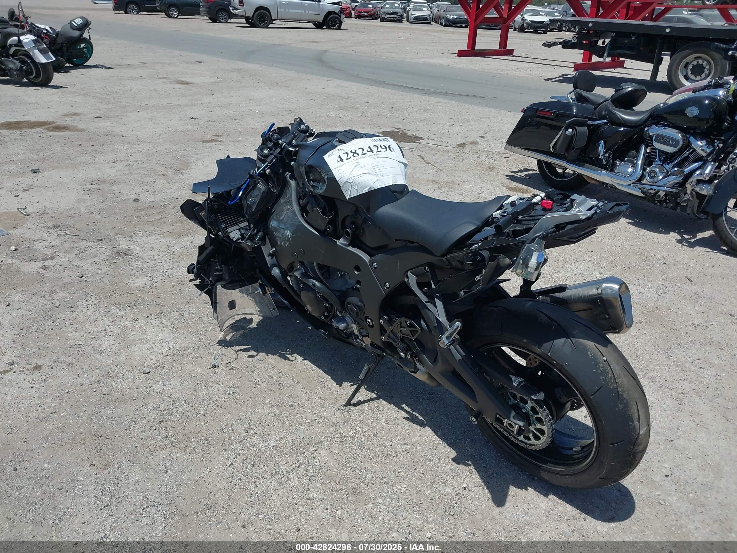 KAWASAKI ZX1002 image 3