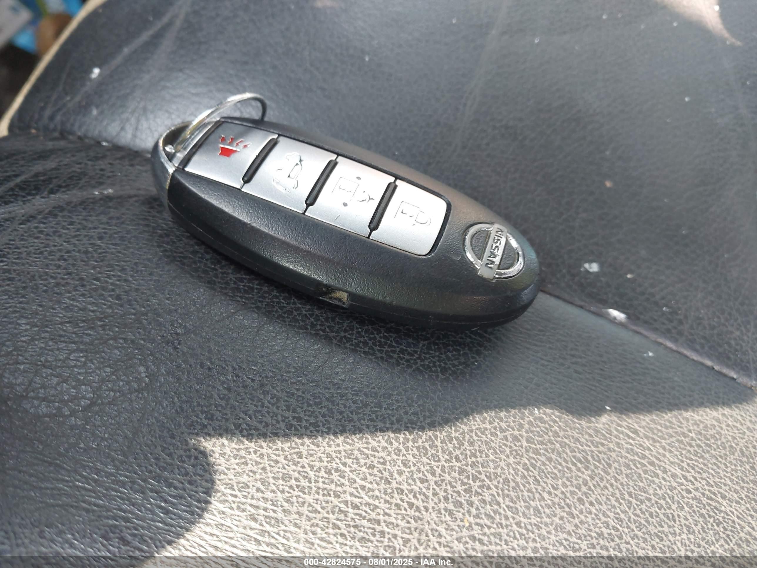 NISSAN MURANO image 11
