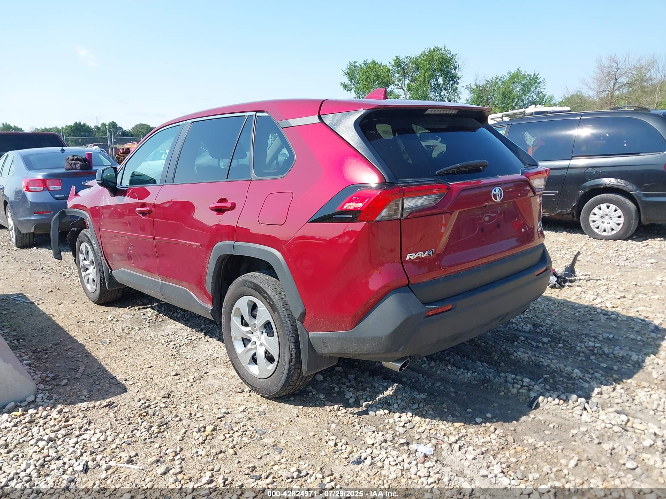 TOYOTA RAV4 image 3