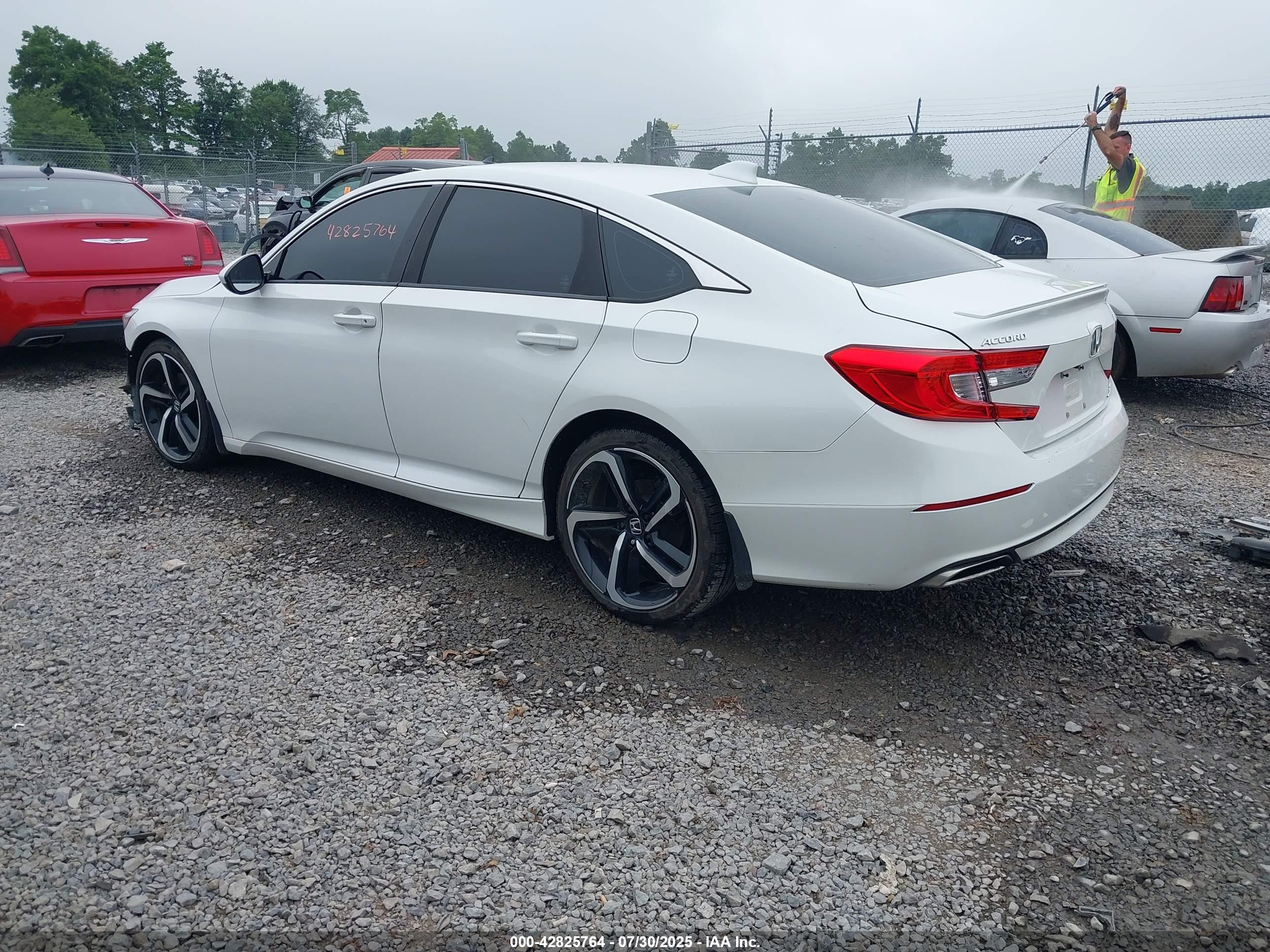 HONDA ACCORD image 3