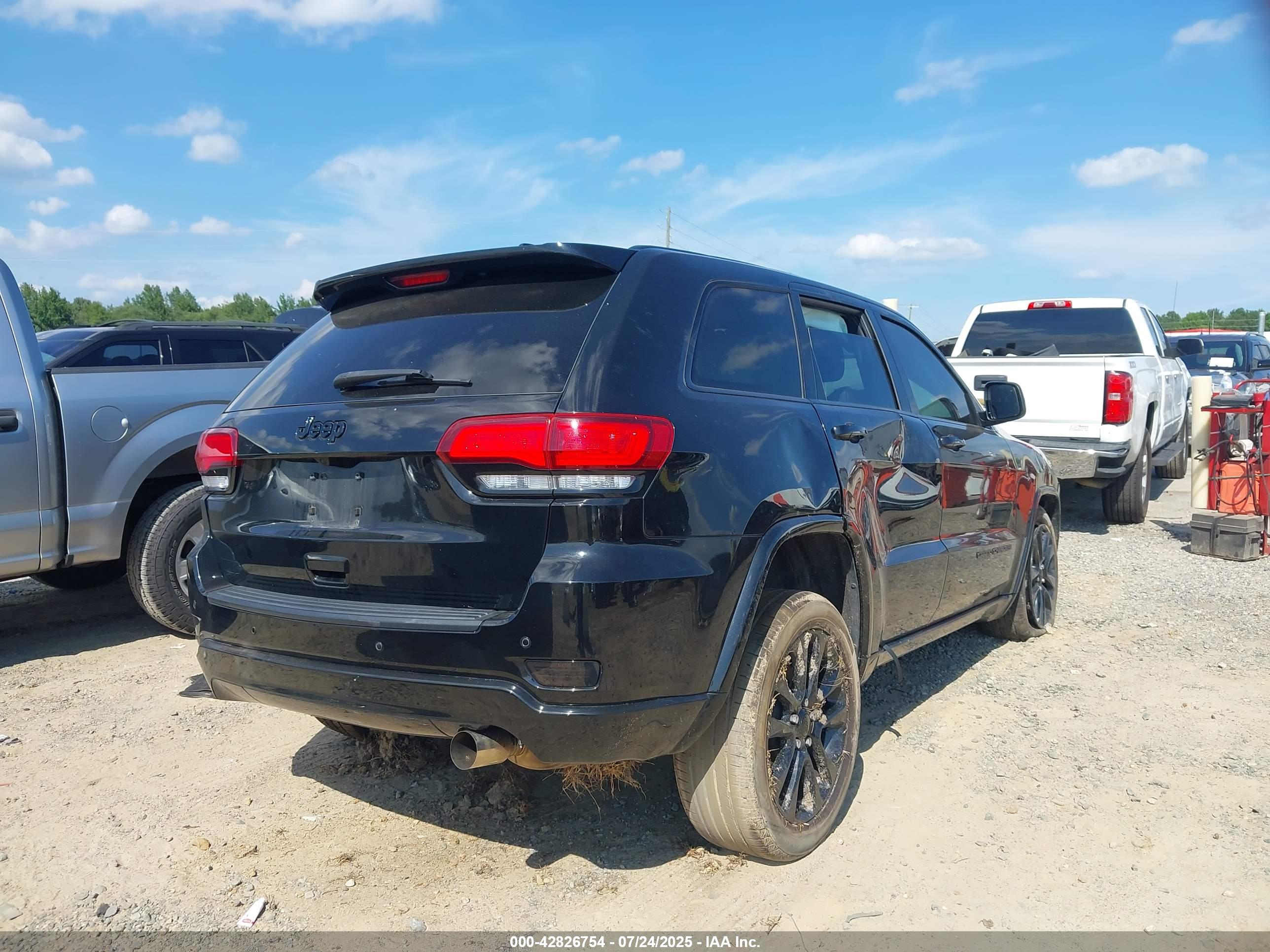 JEEP GRAND image 4
