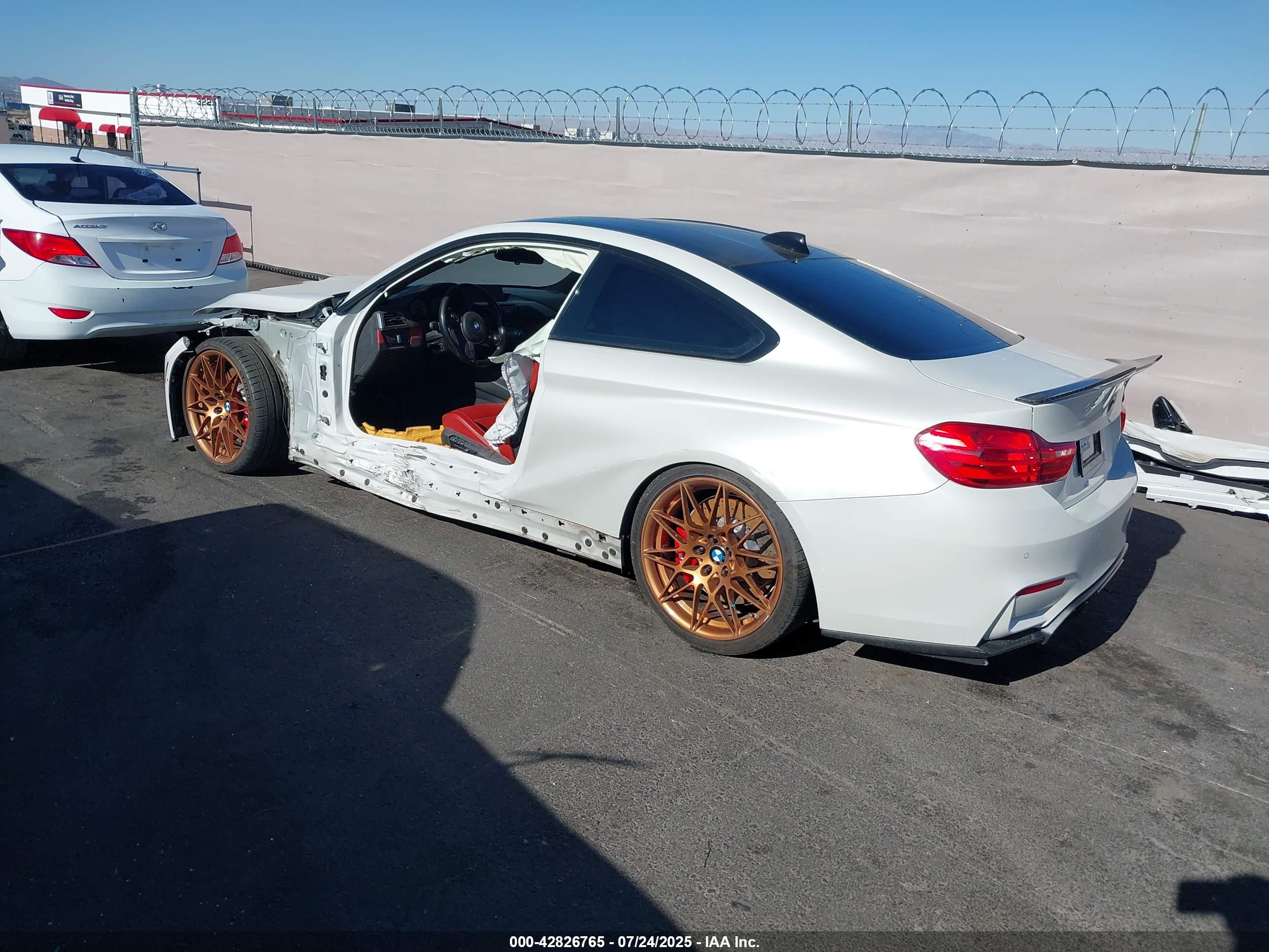 BMW M4 image 3