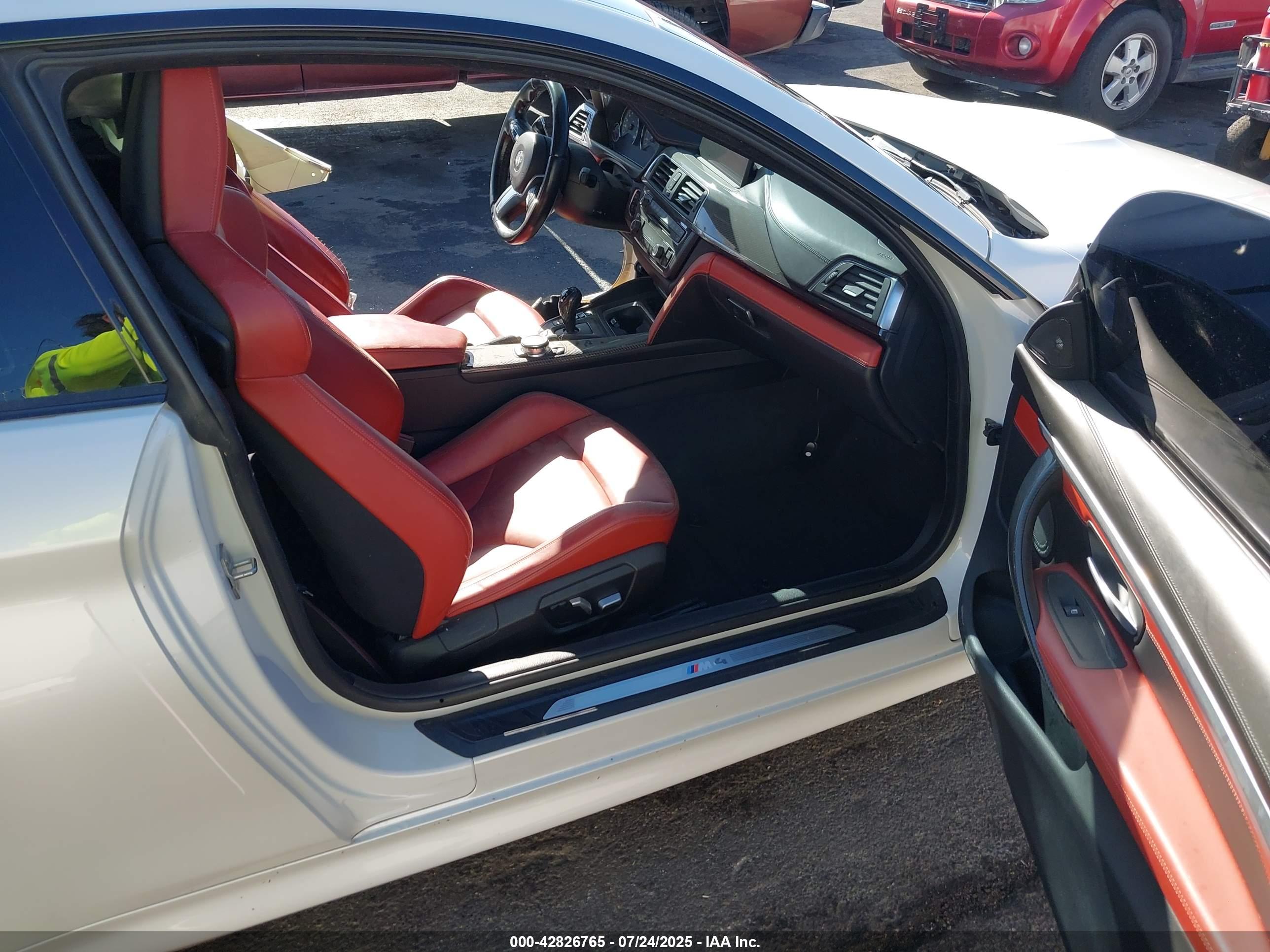 BMW M4 image 5