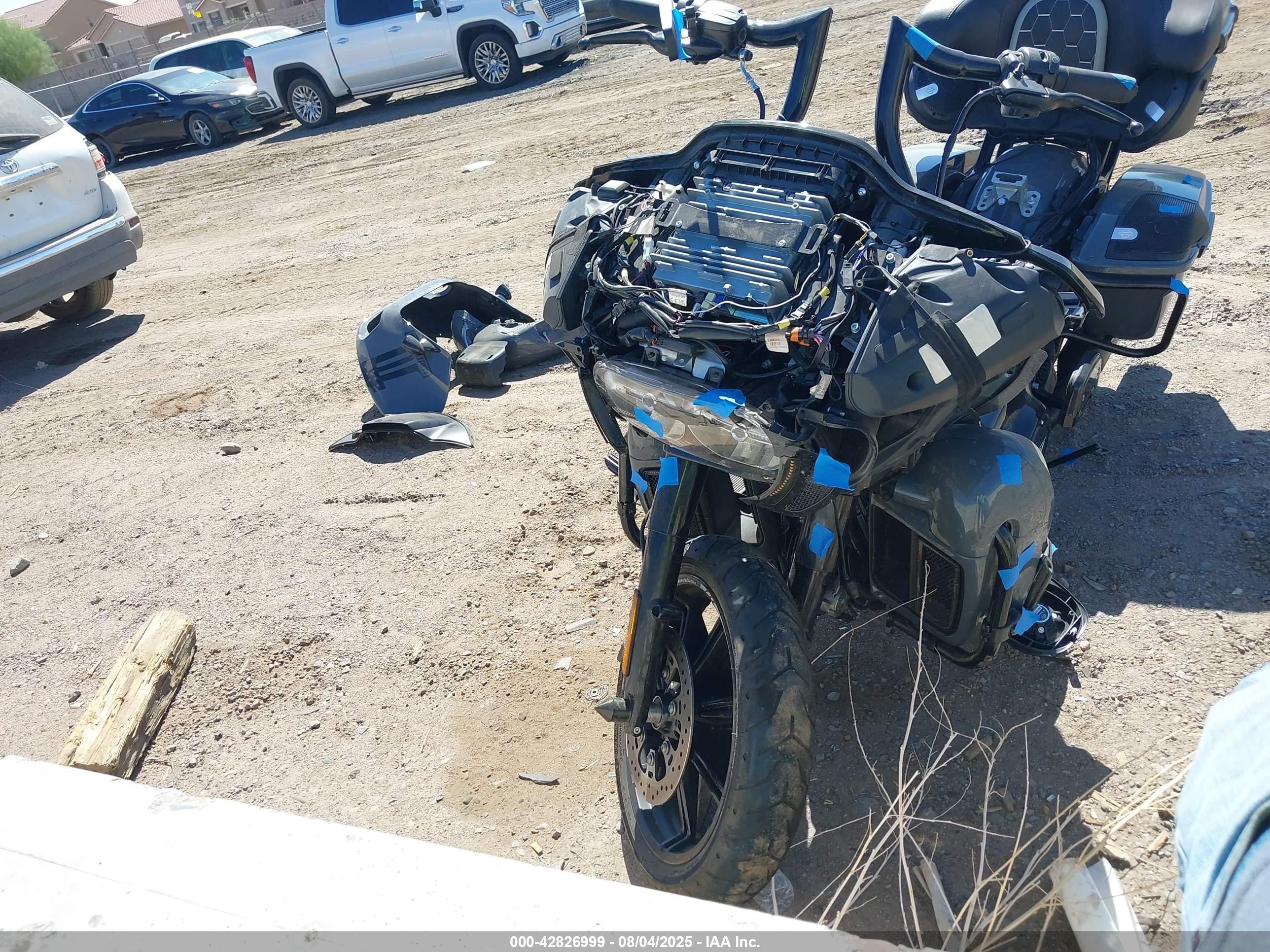 HARLEY-DAVIDSON FLTRK image 5