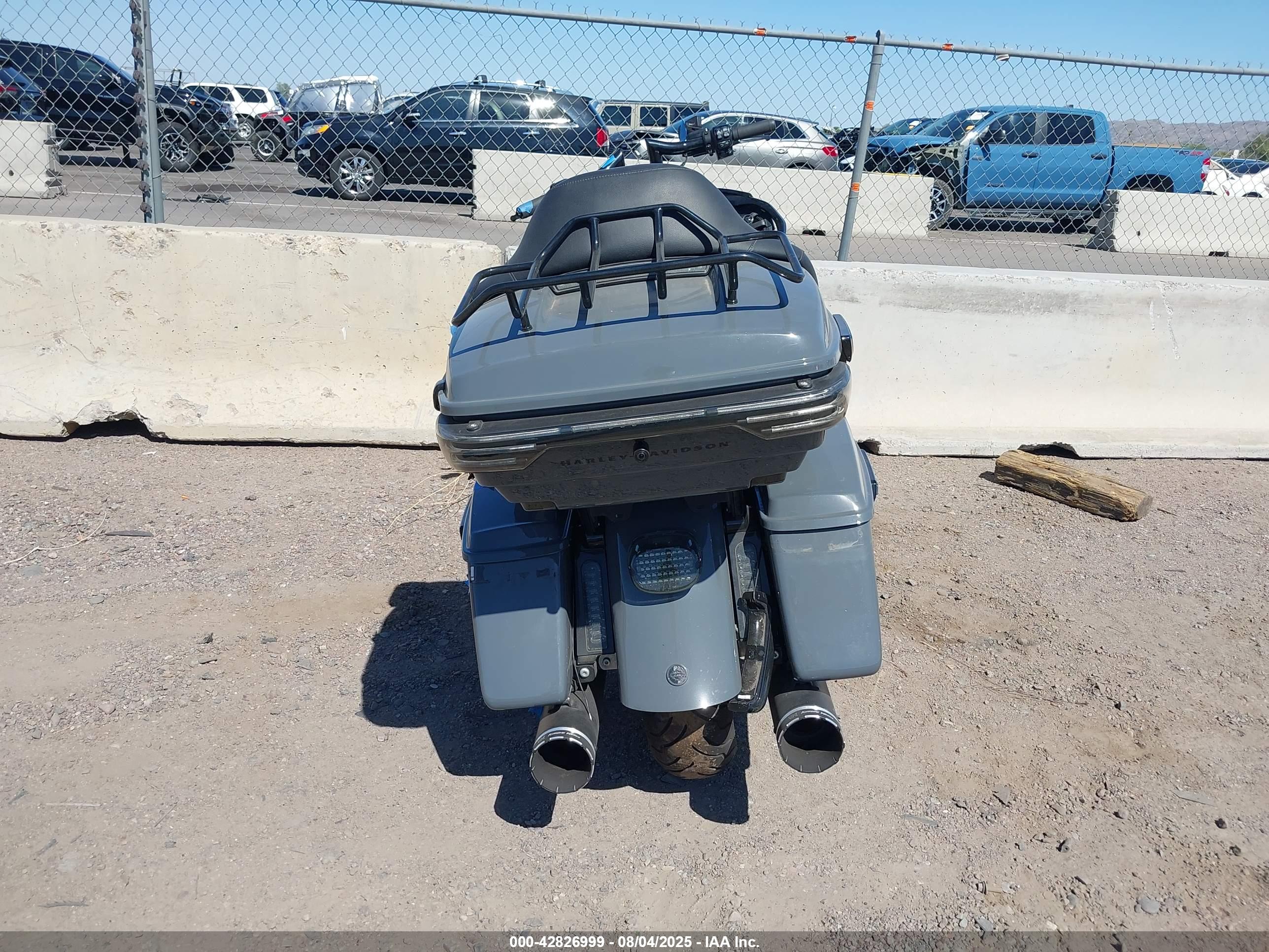 HARLEY-DAVIDSON FLTRK image 6
