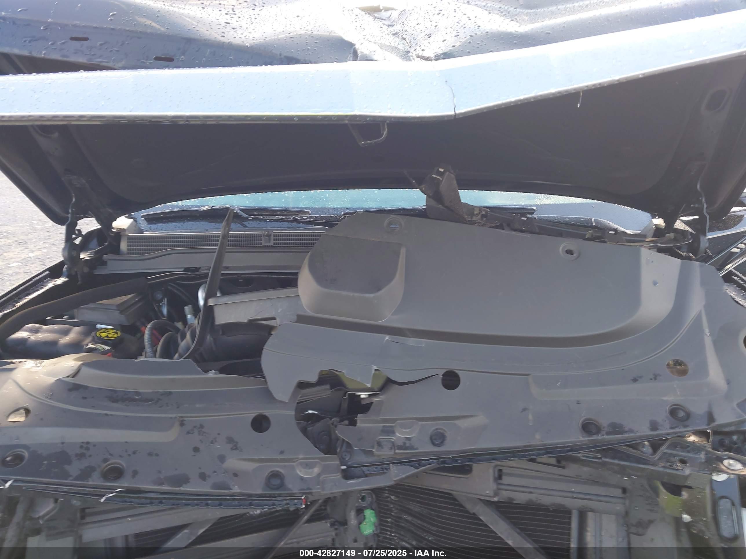 CADILLAC ESCALADE image 10