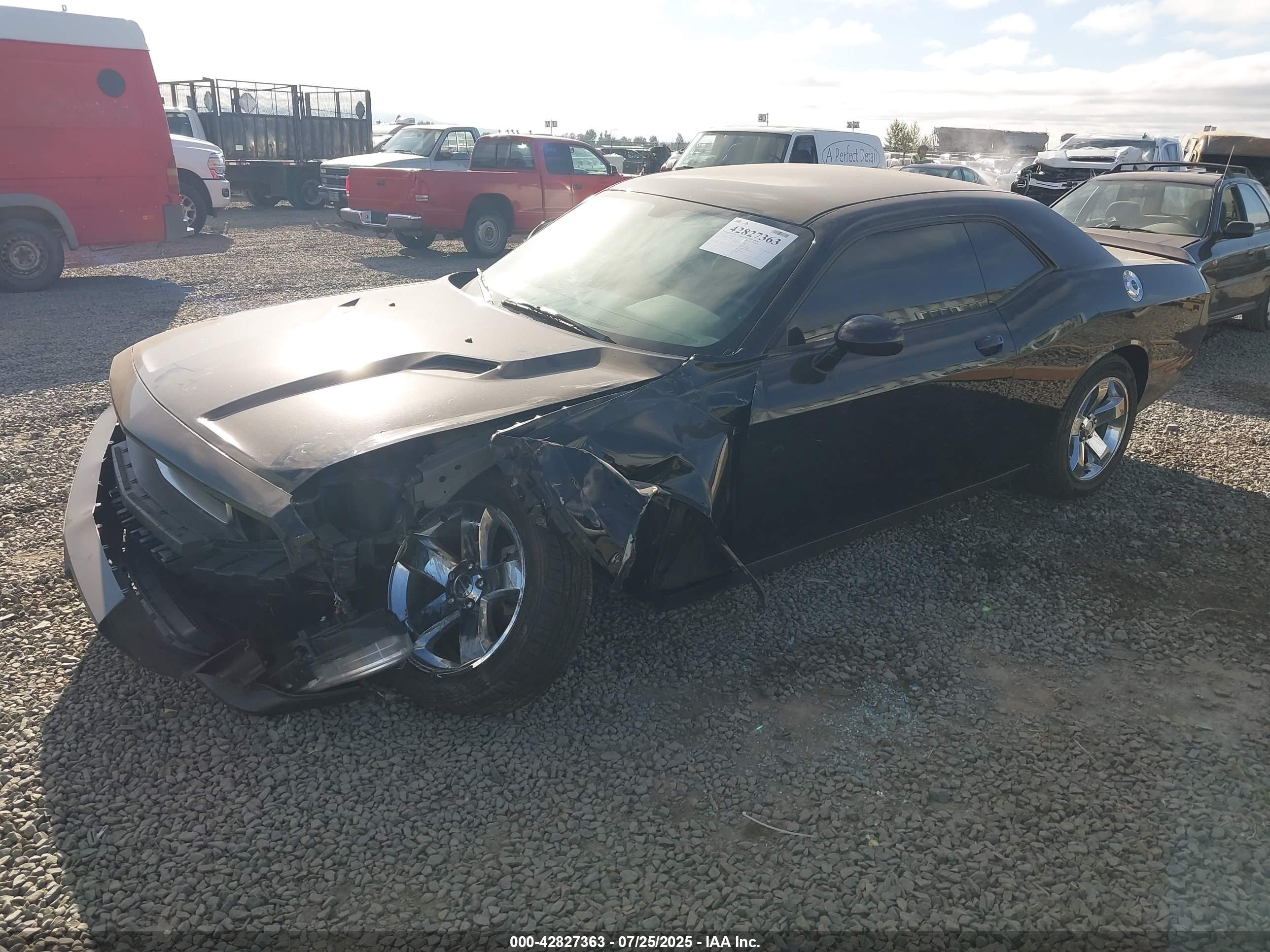 DODGE CHALLENGER image 2