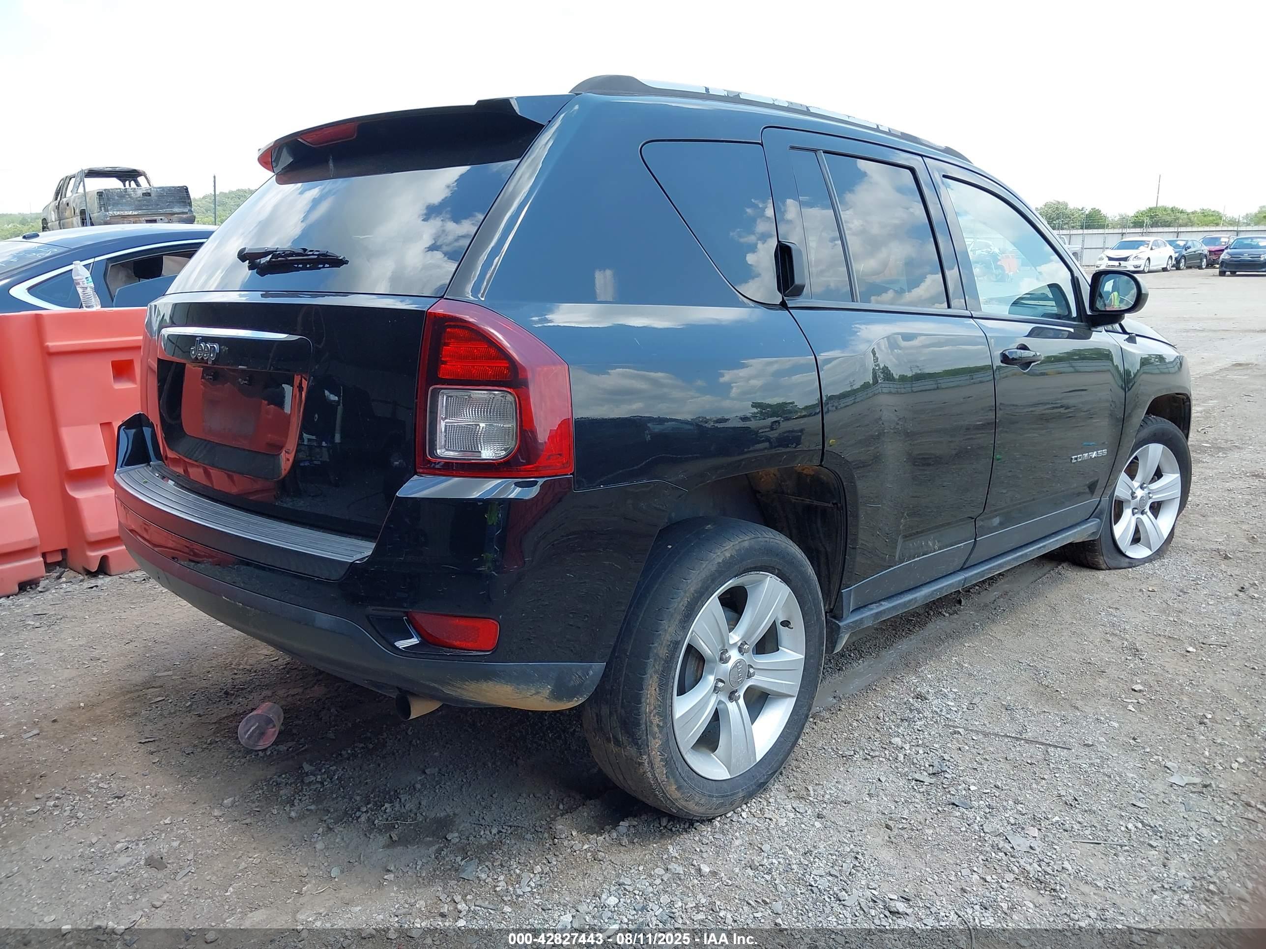 JEEP COMPASS image 4