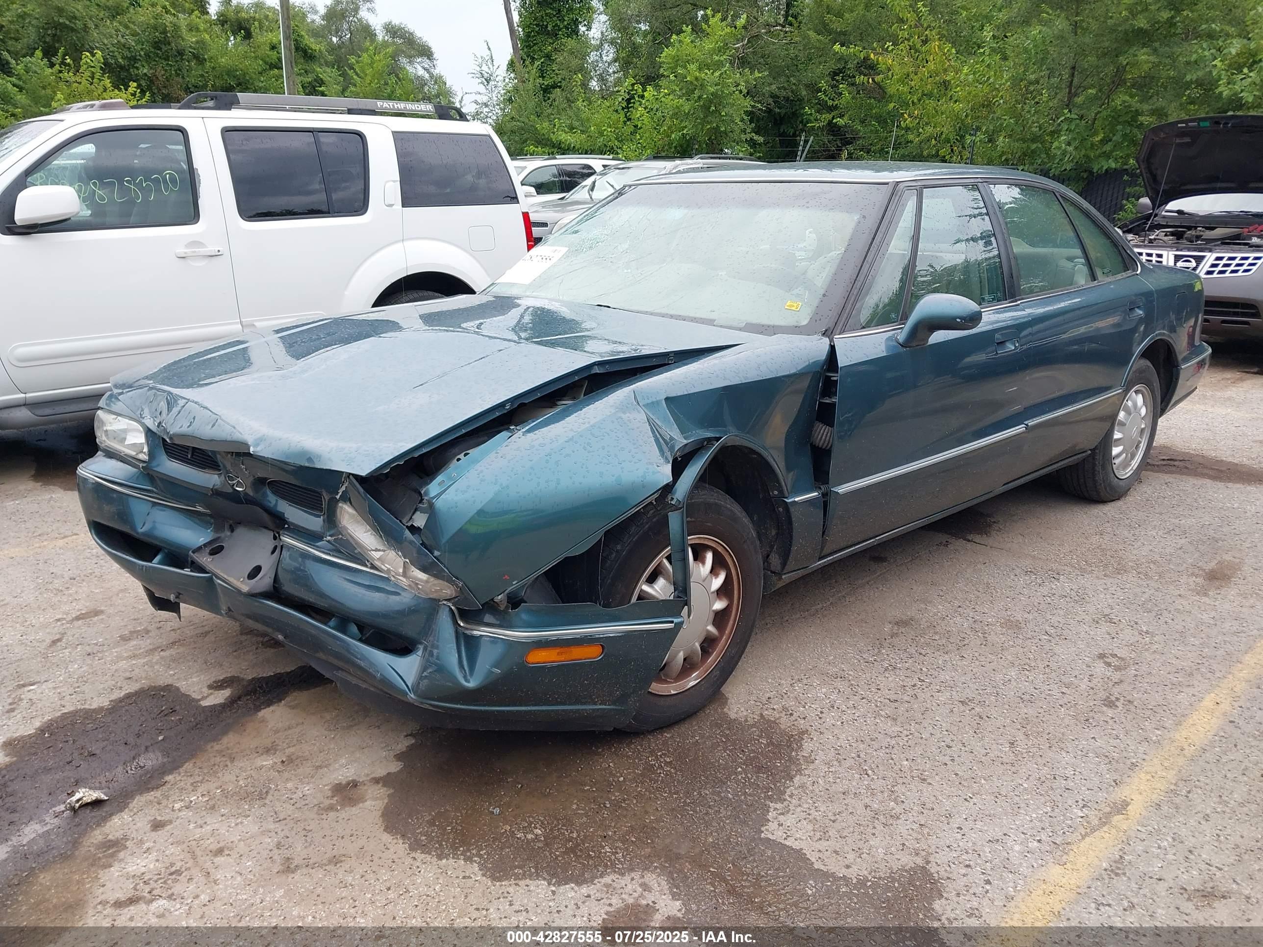OLDSMOBILE EIGHTY-EIGHT image 2