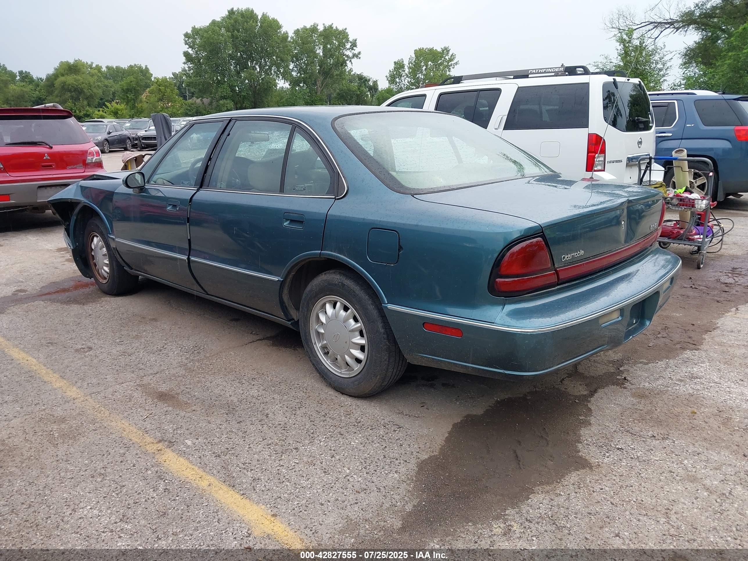 OLDSMOBILE EIGHTY-EIGHT image 3