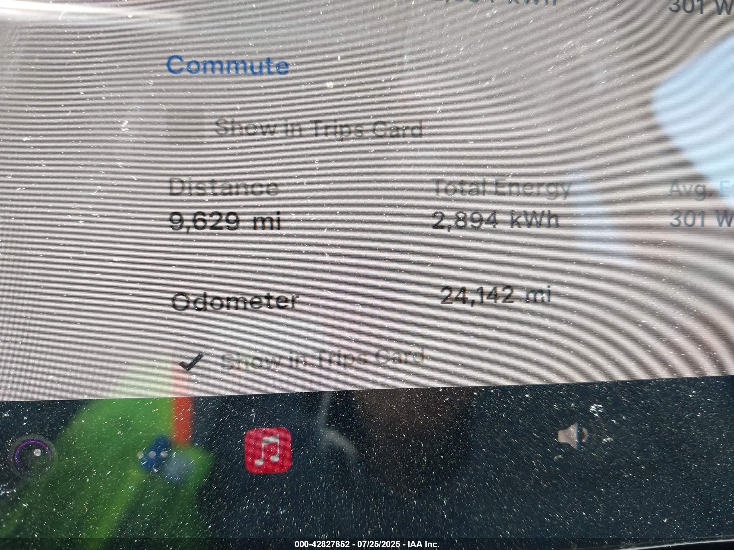 TESLA MODEL image 7
