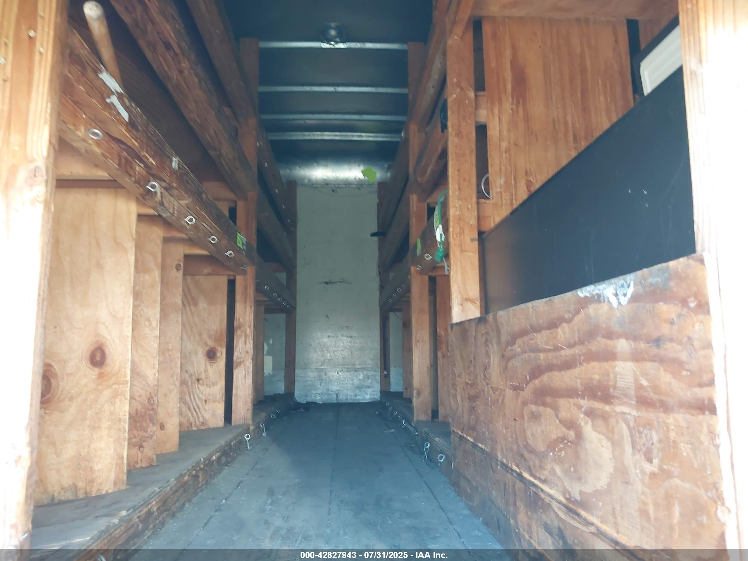MITSUBISHI FUSO image 7