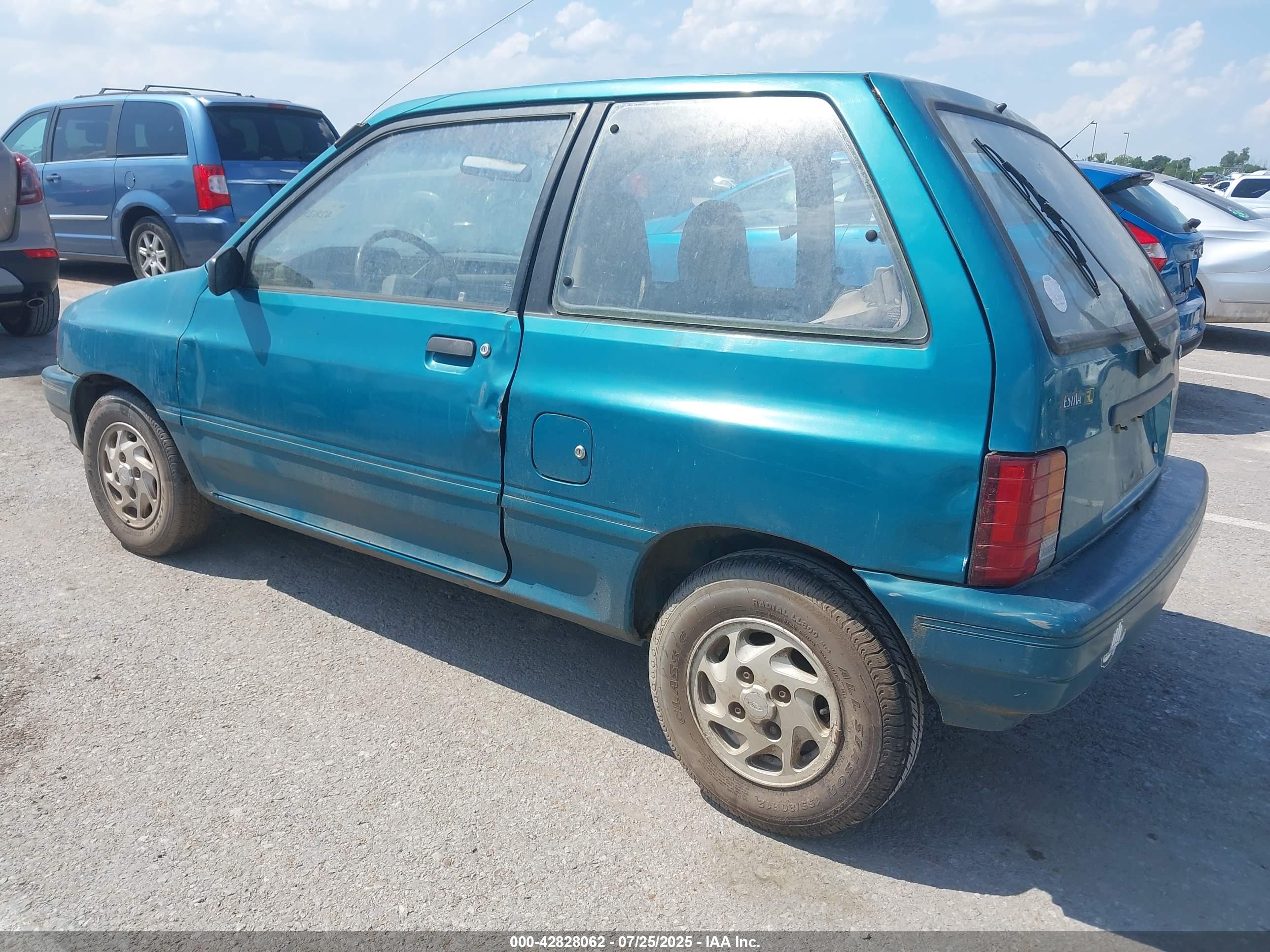 FORD FESTIVA image 3