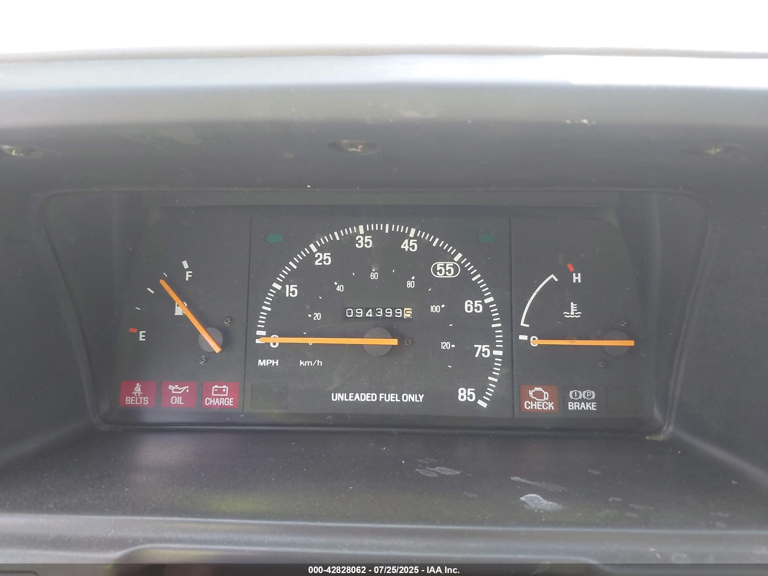 FORD FESTIVA image 7