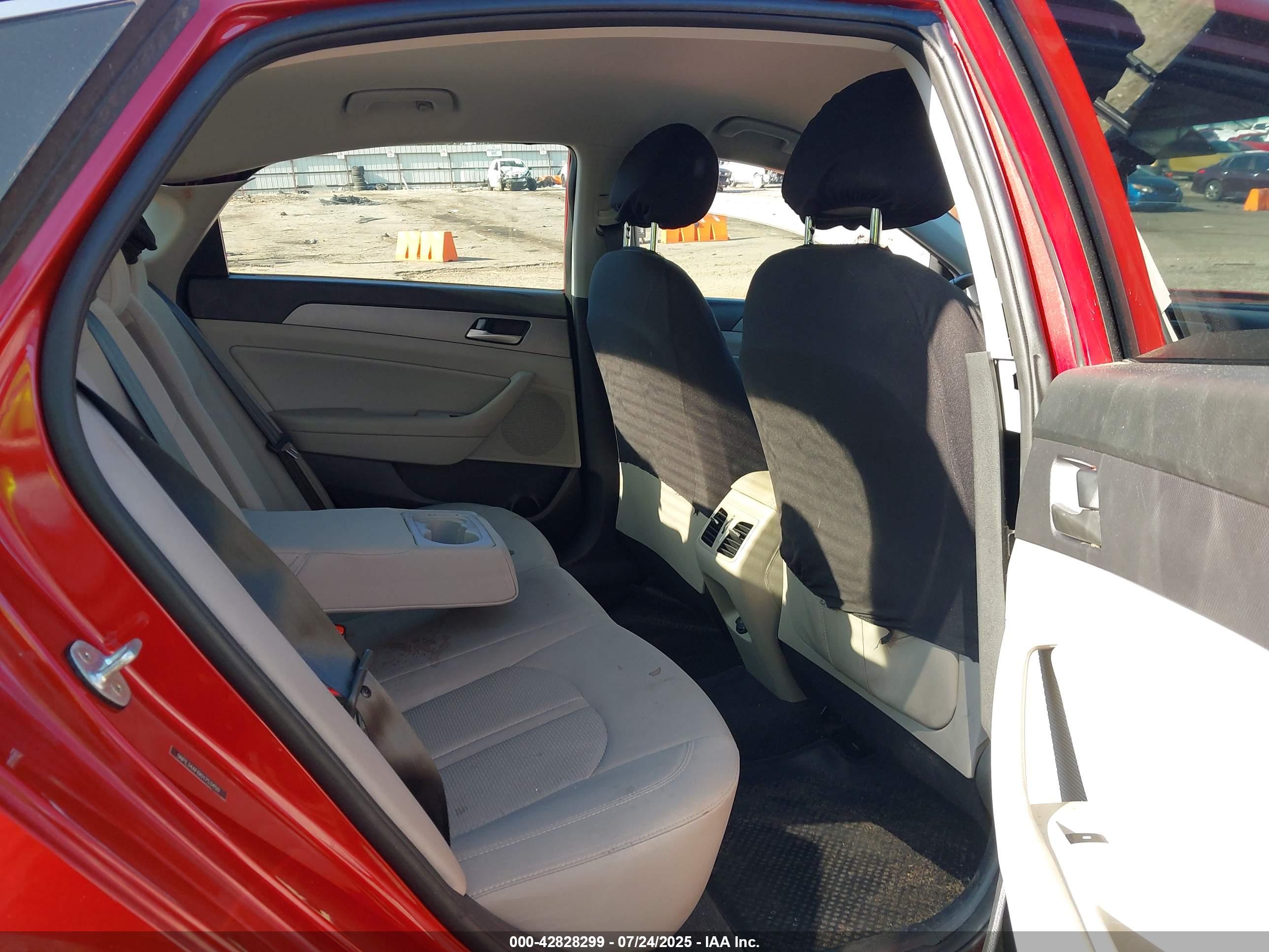 HYUNDAI SONATA image 8