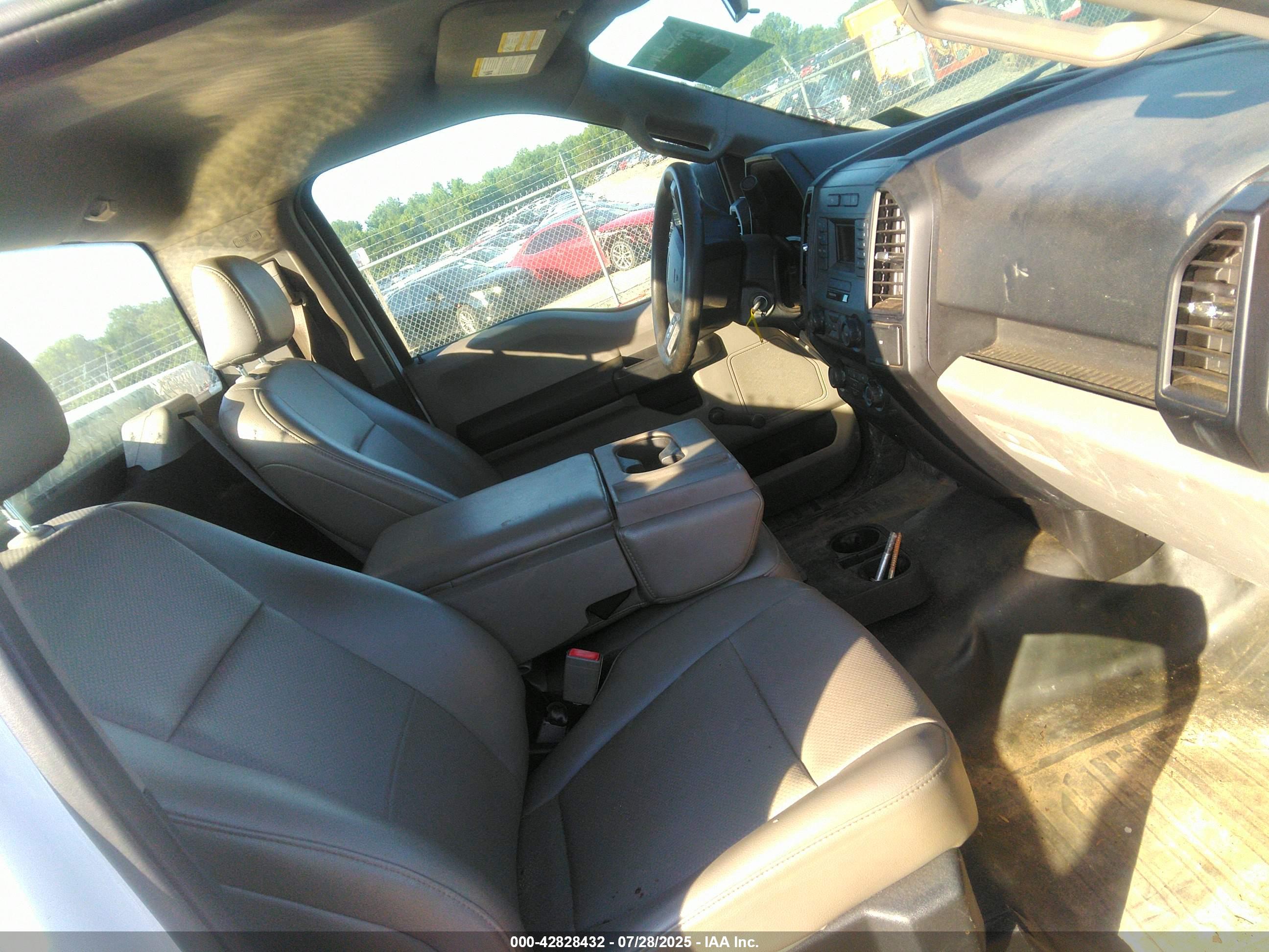 FORD F-150 image 5