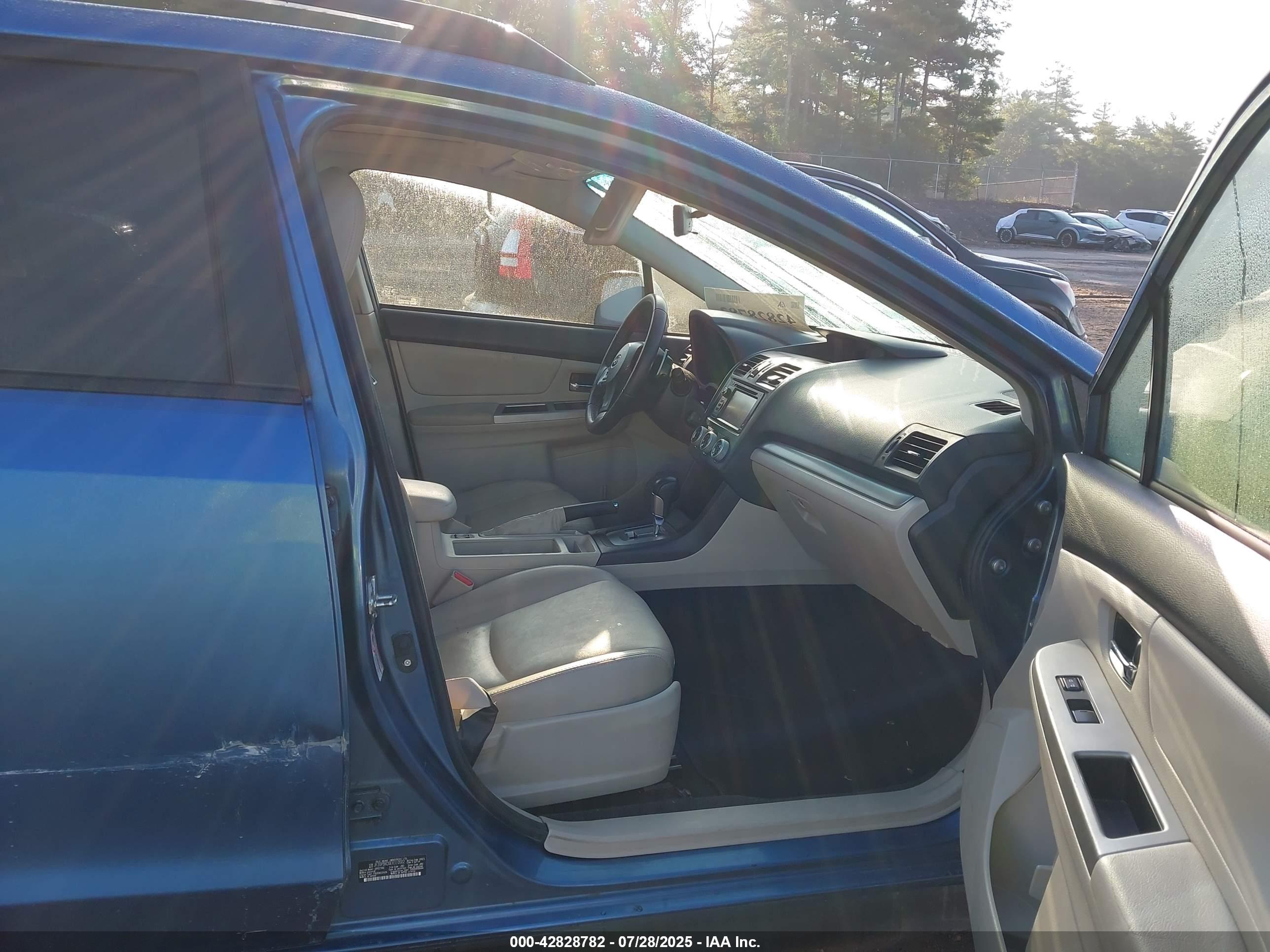 SUBARU XV image 5