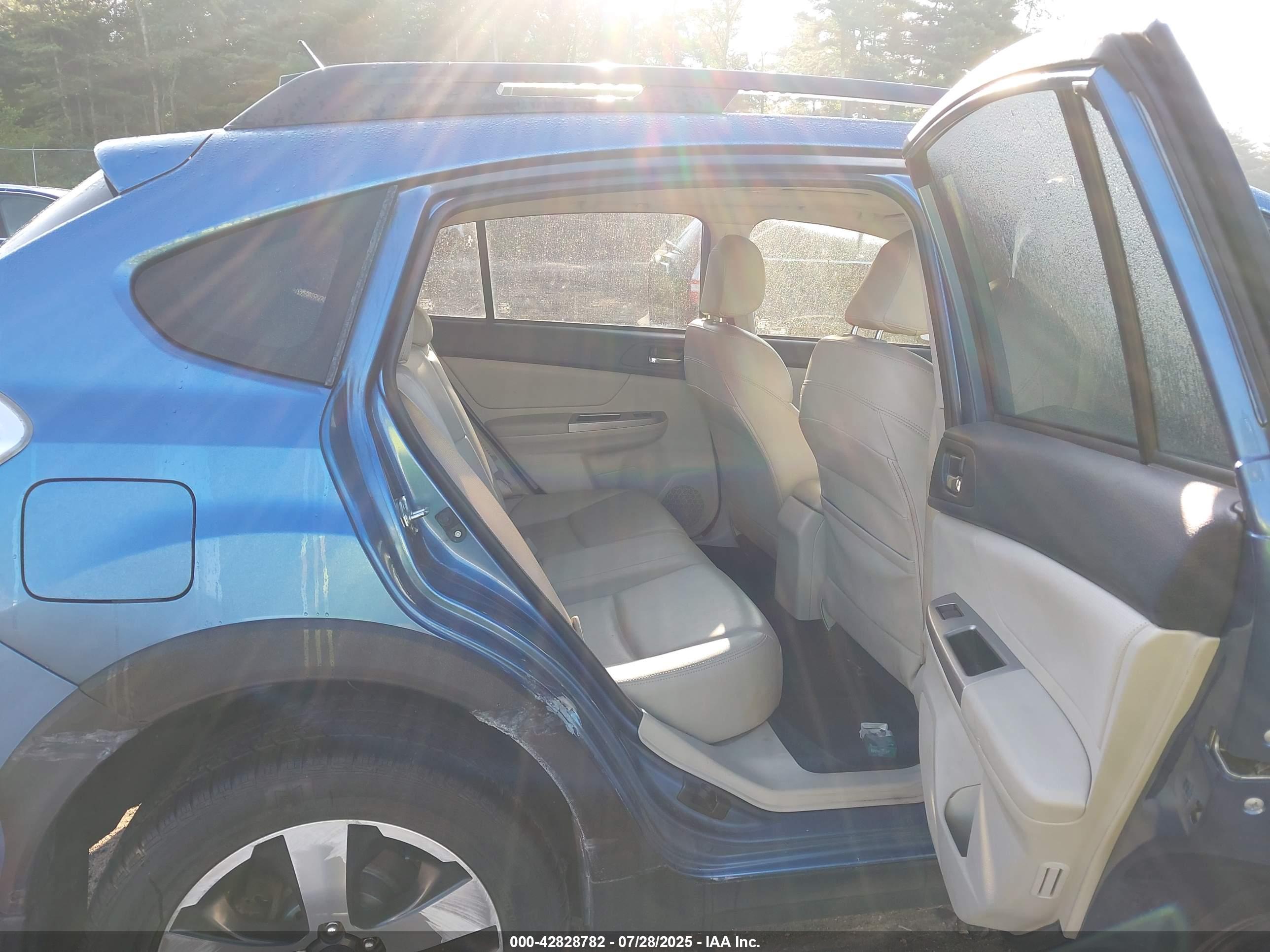SUBARU XV image 8