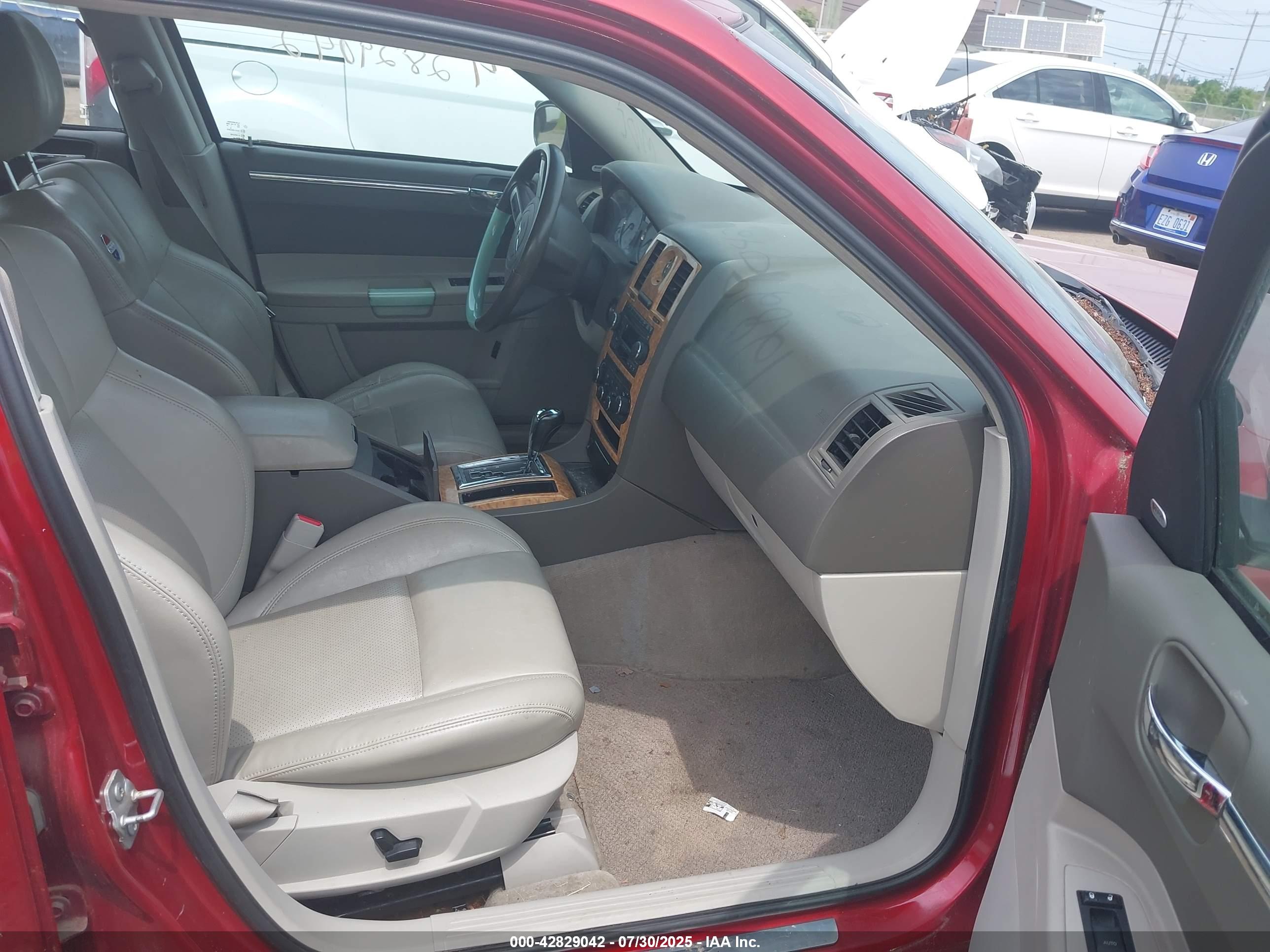CHRYSLER 300C image 5