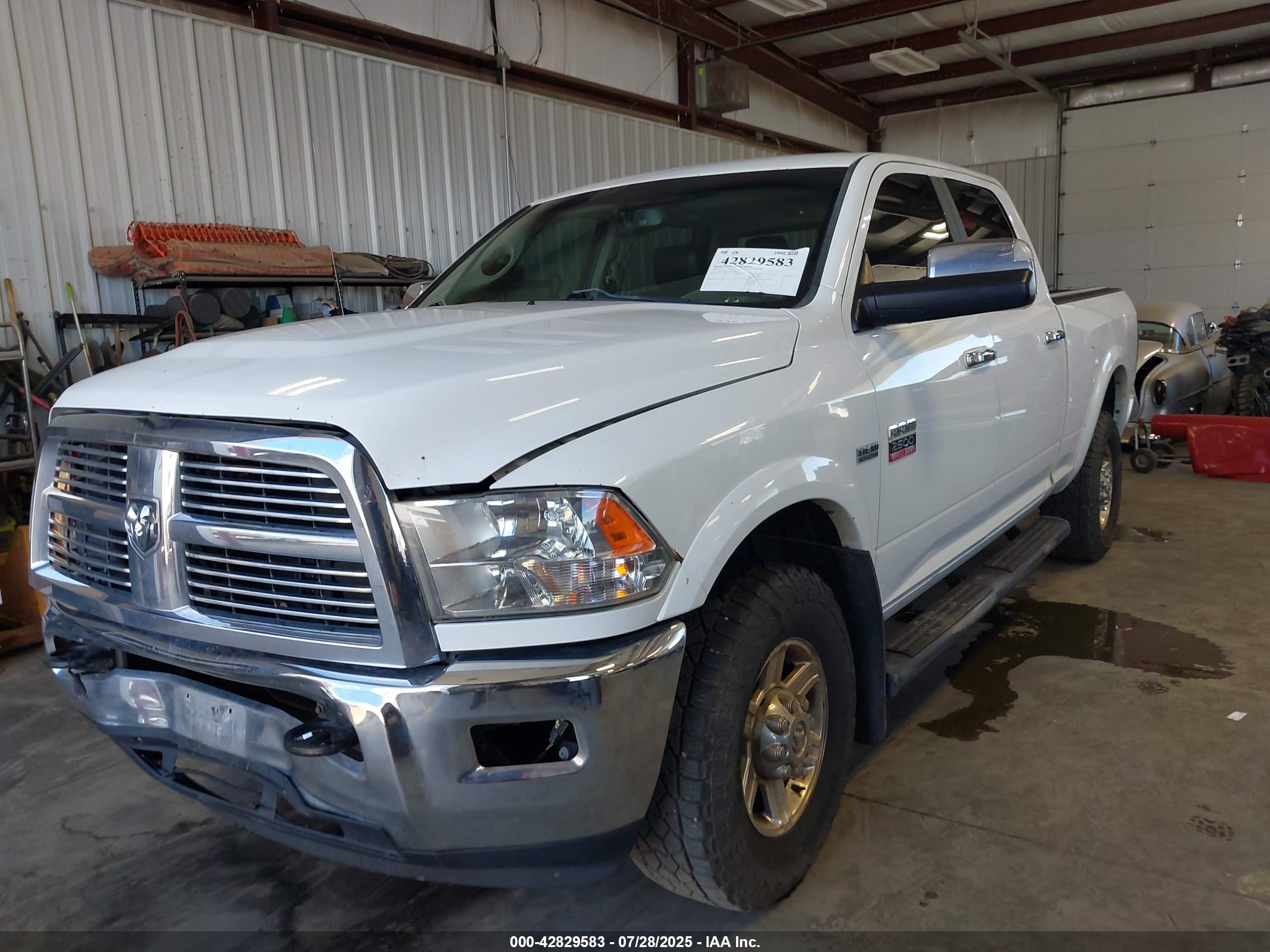 RAM 2500 image 2