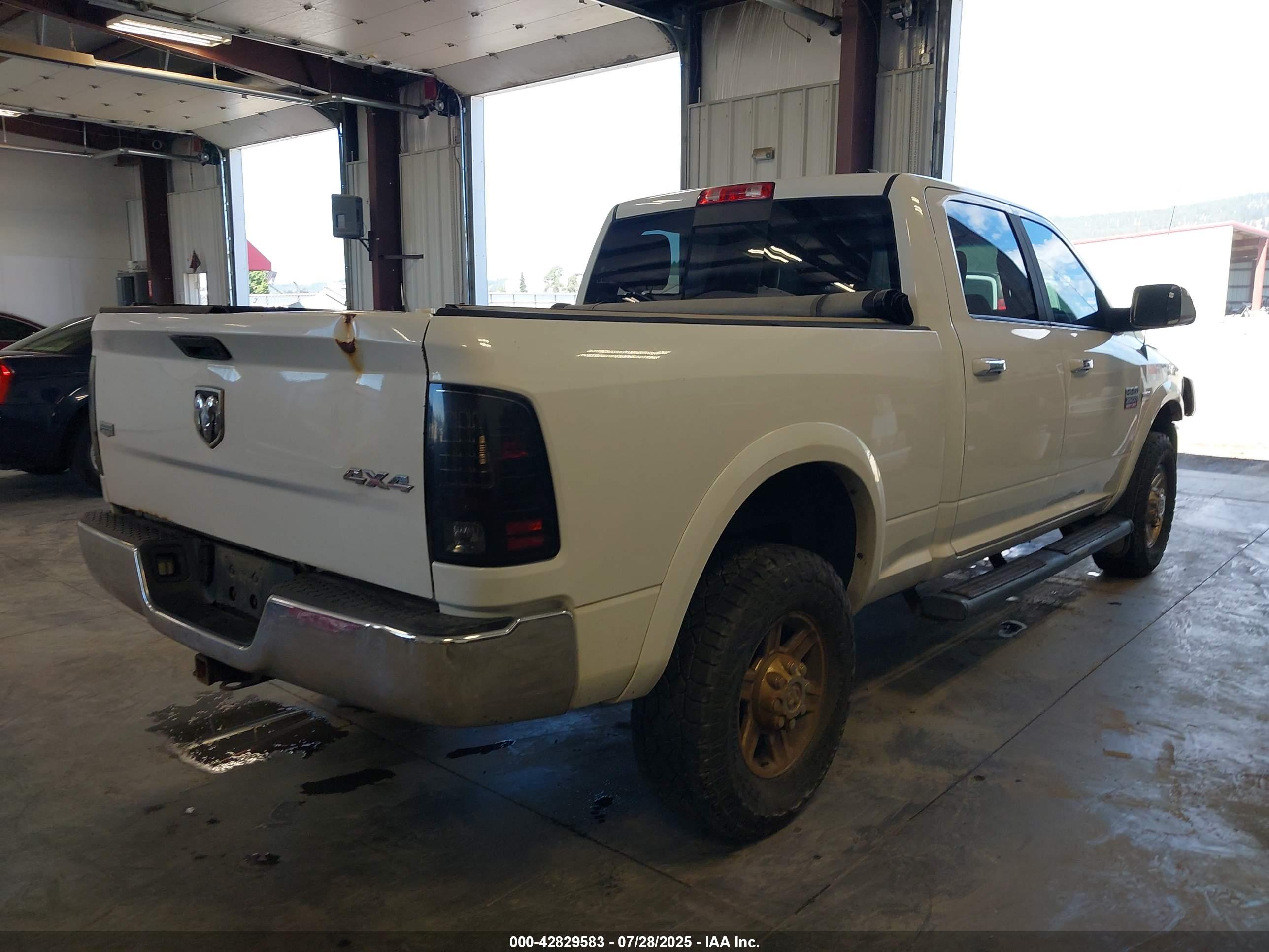 RAM 2500 image 4