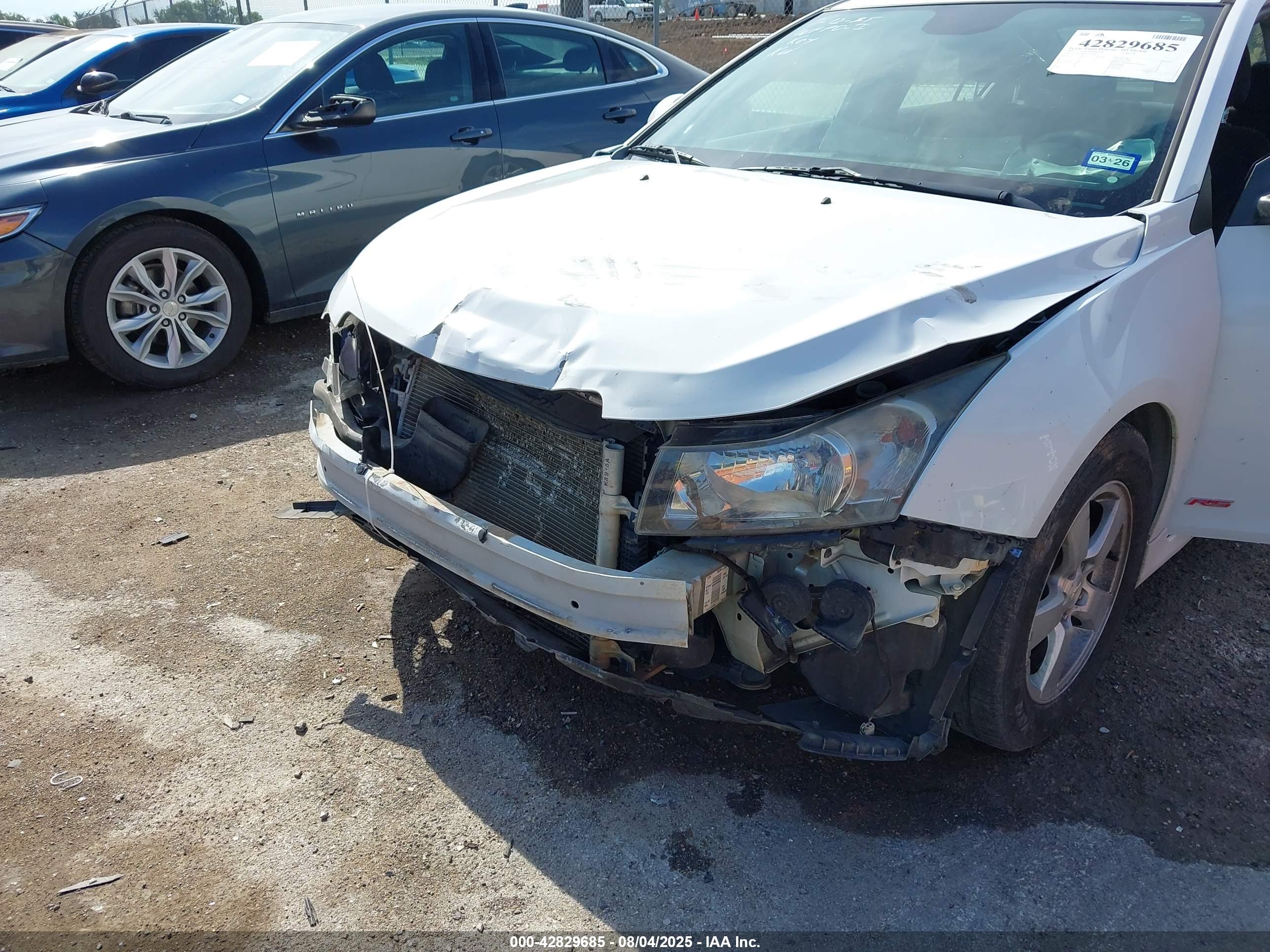 CHEVROLET CRUZE image 6