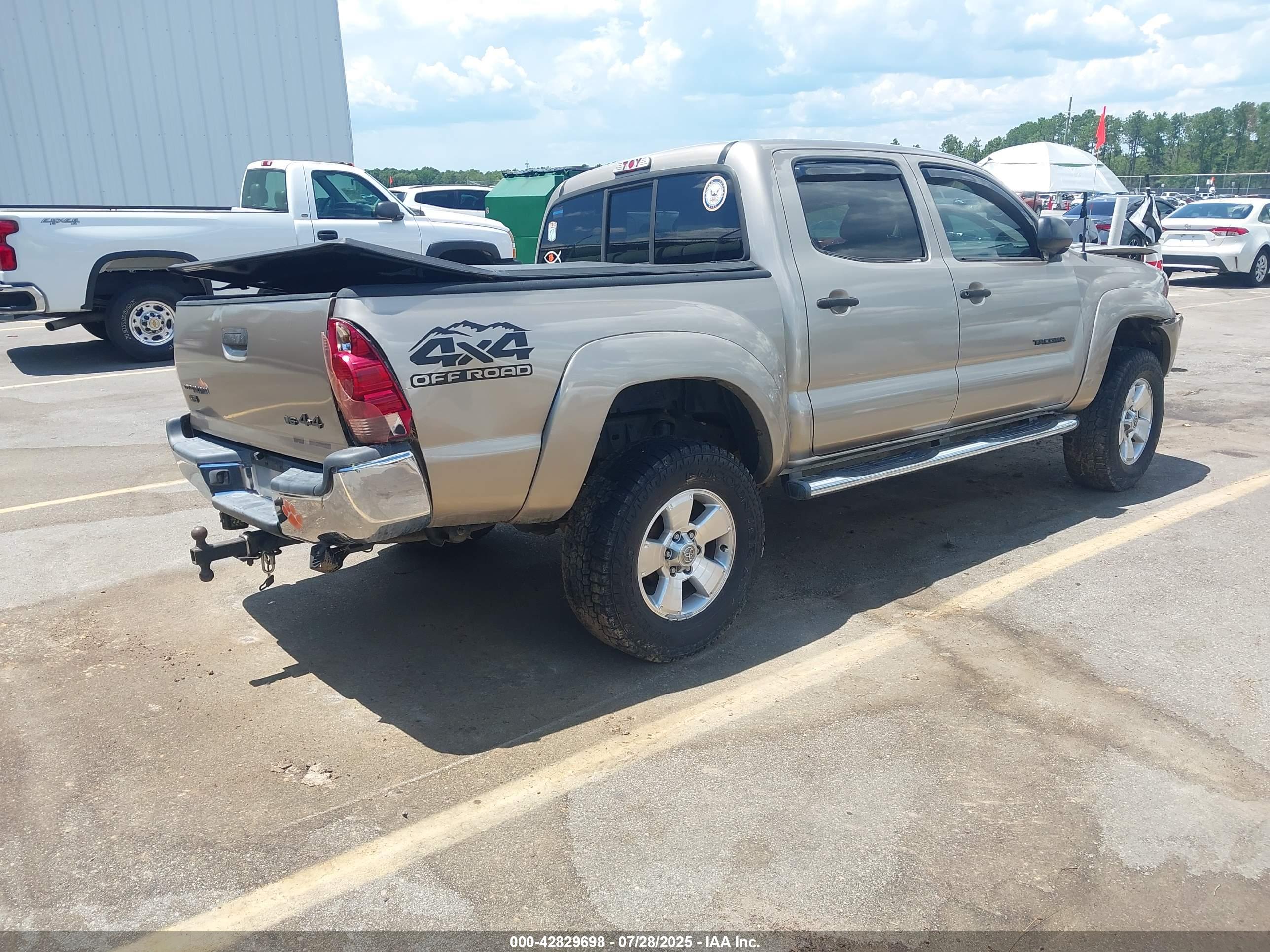 TOYOTA TACOMA image 4