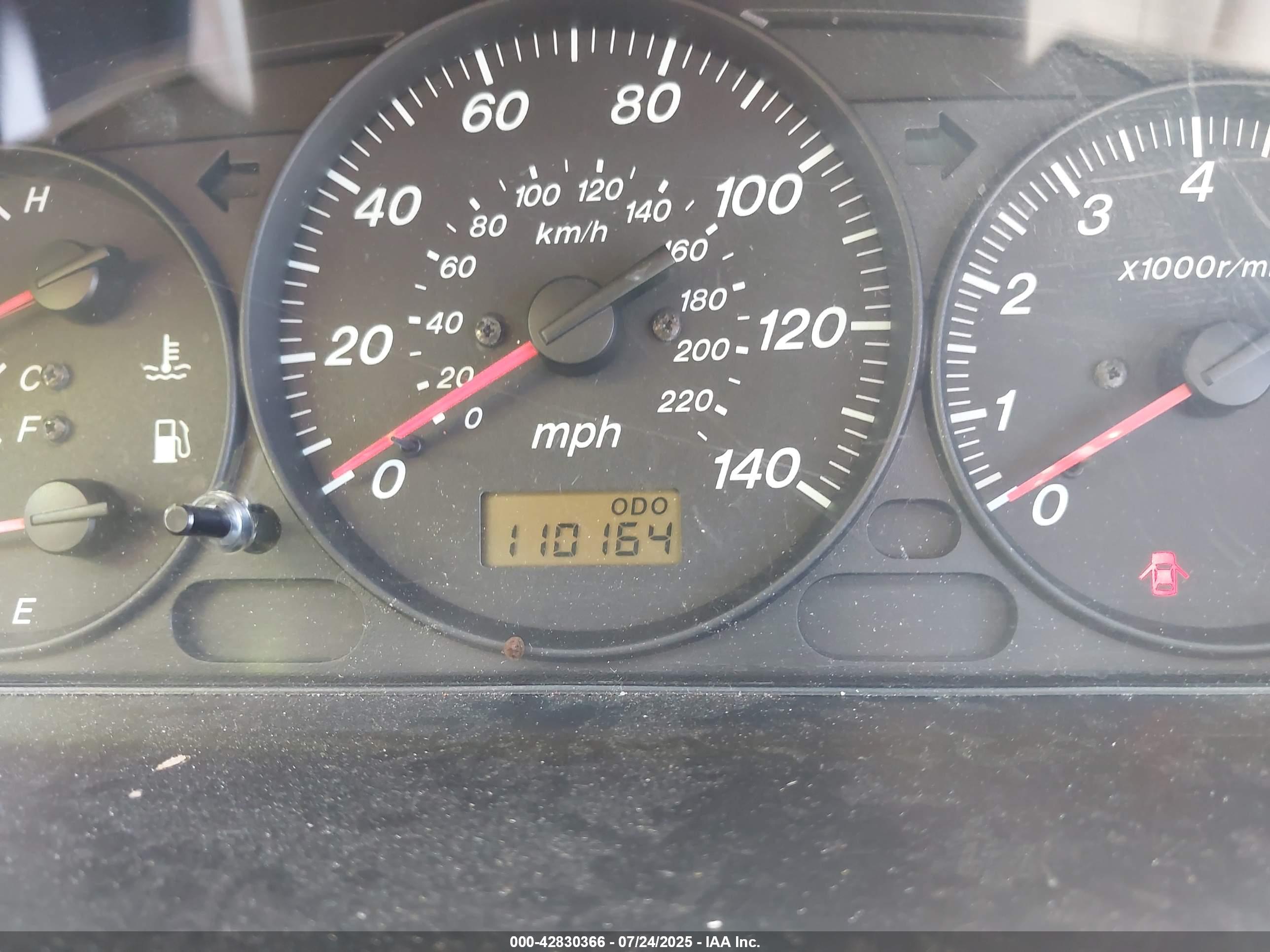 MAZDA PROTEGE image 7