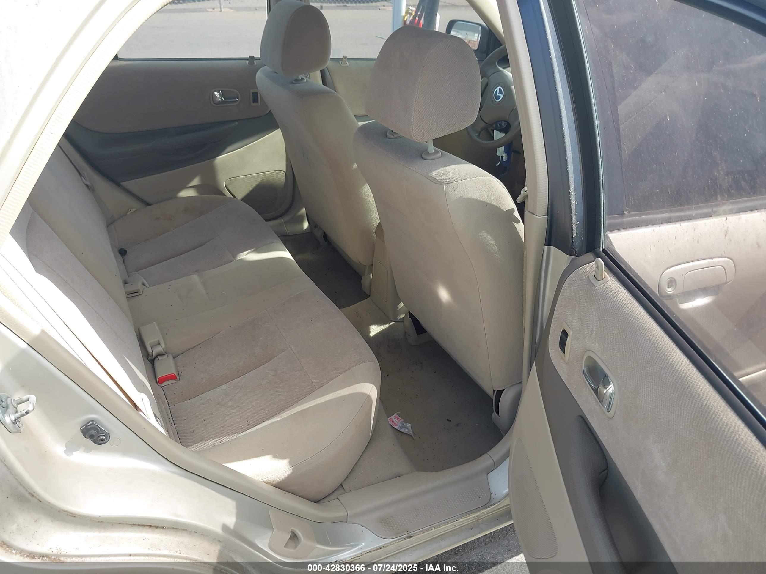 MAZDA PROTEGE image 8