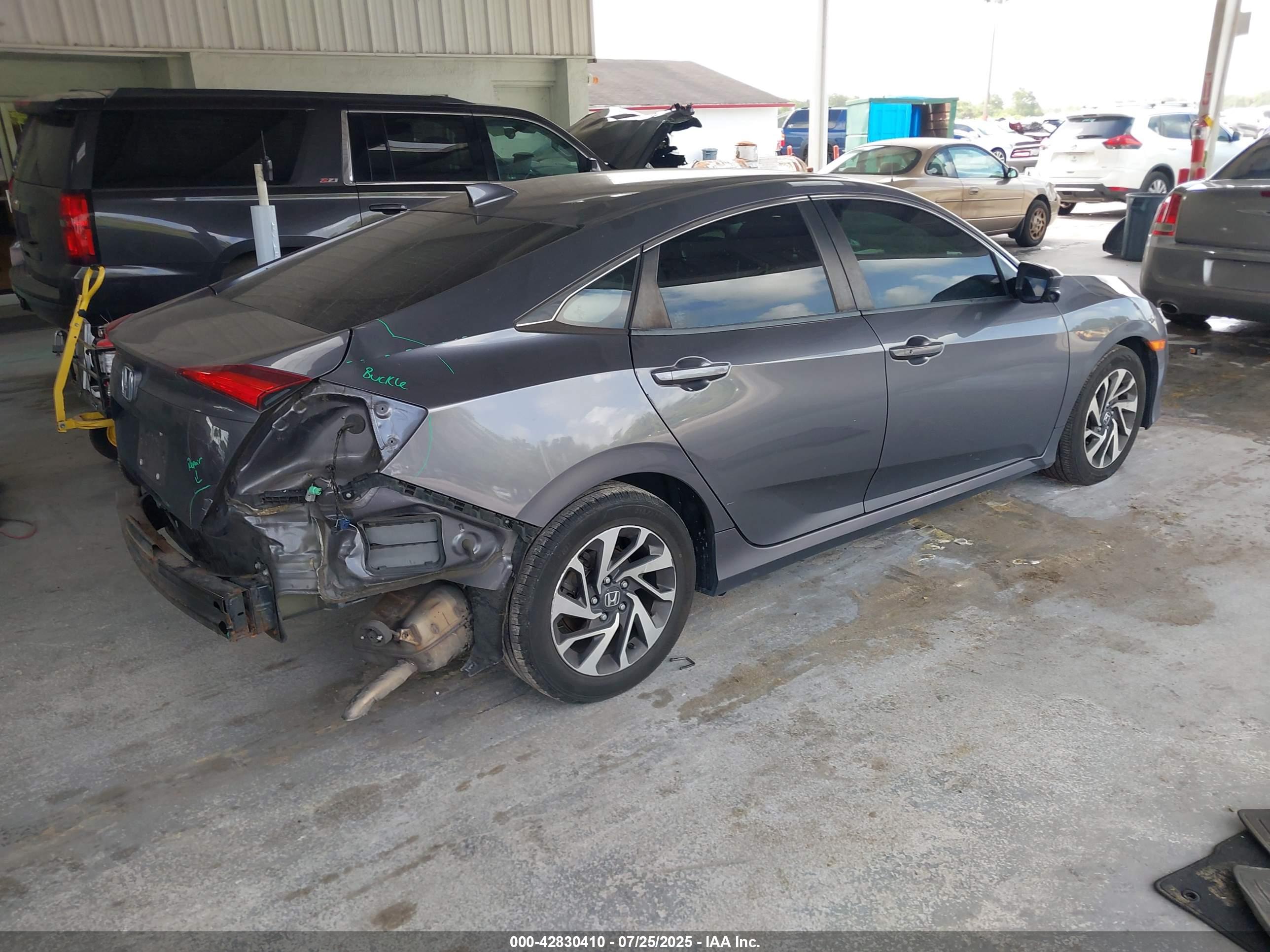 HONDA CIVIC image 4