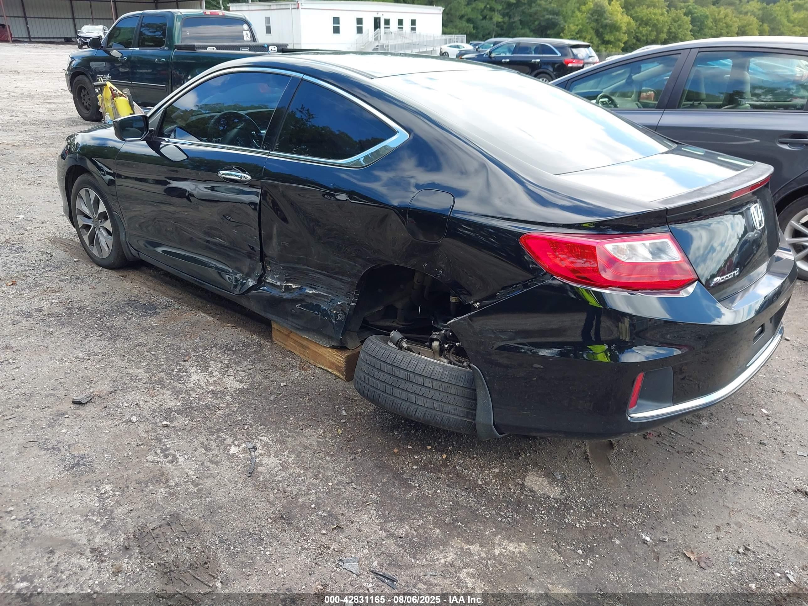 HONDA ACCORD image 3