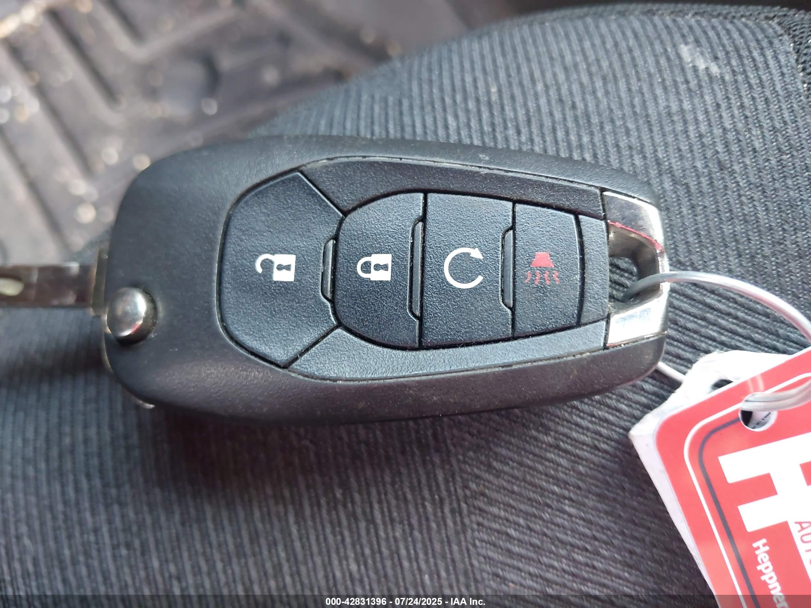 CHEVROLET TRAX image 11