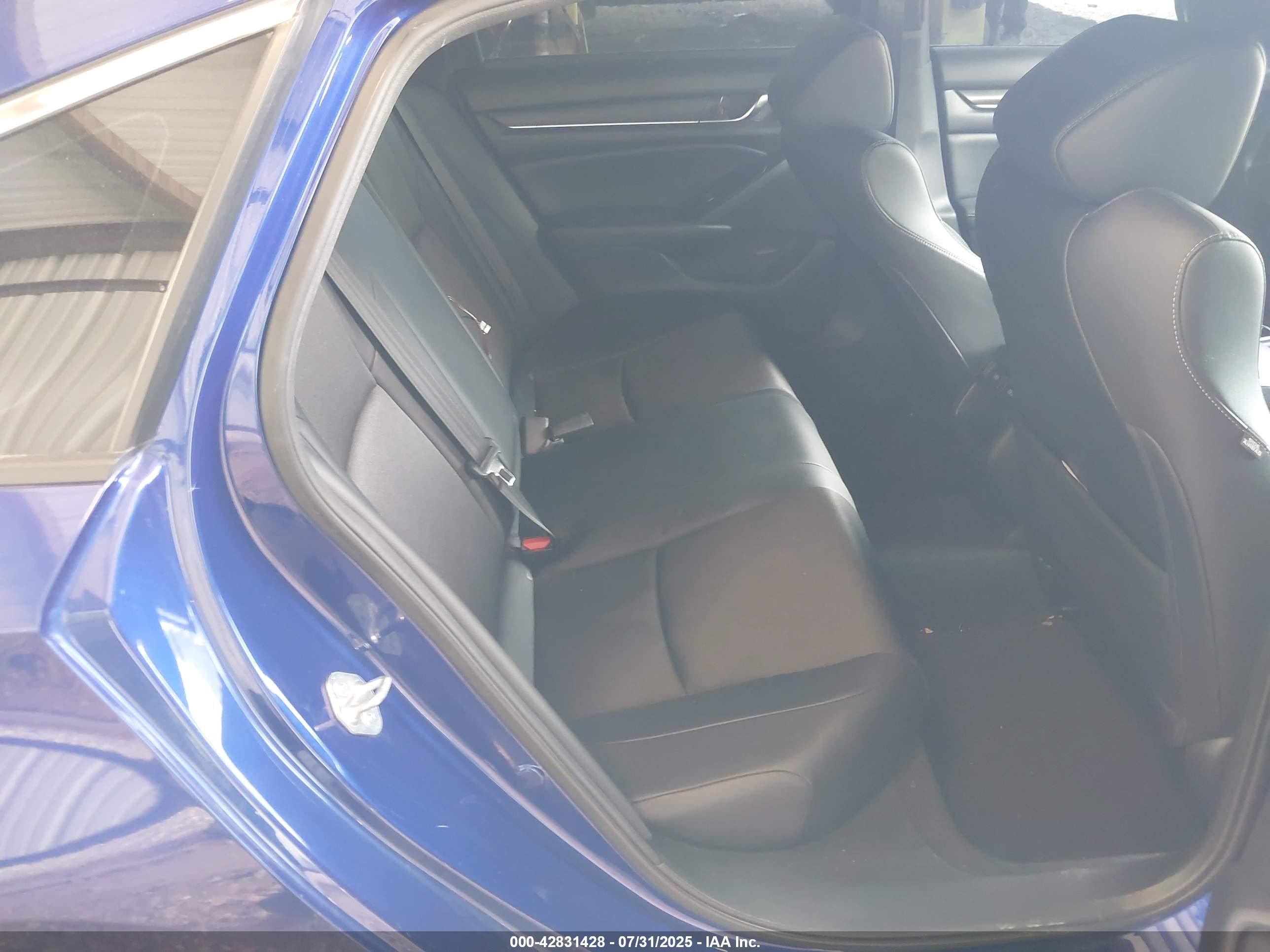 HONDA ACCORD image 8