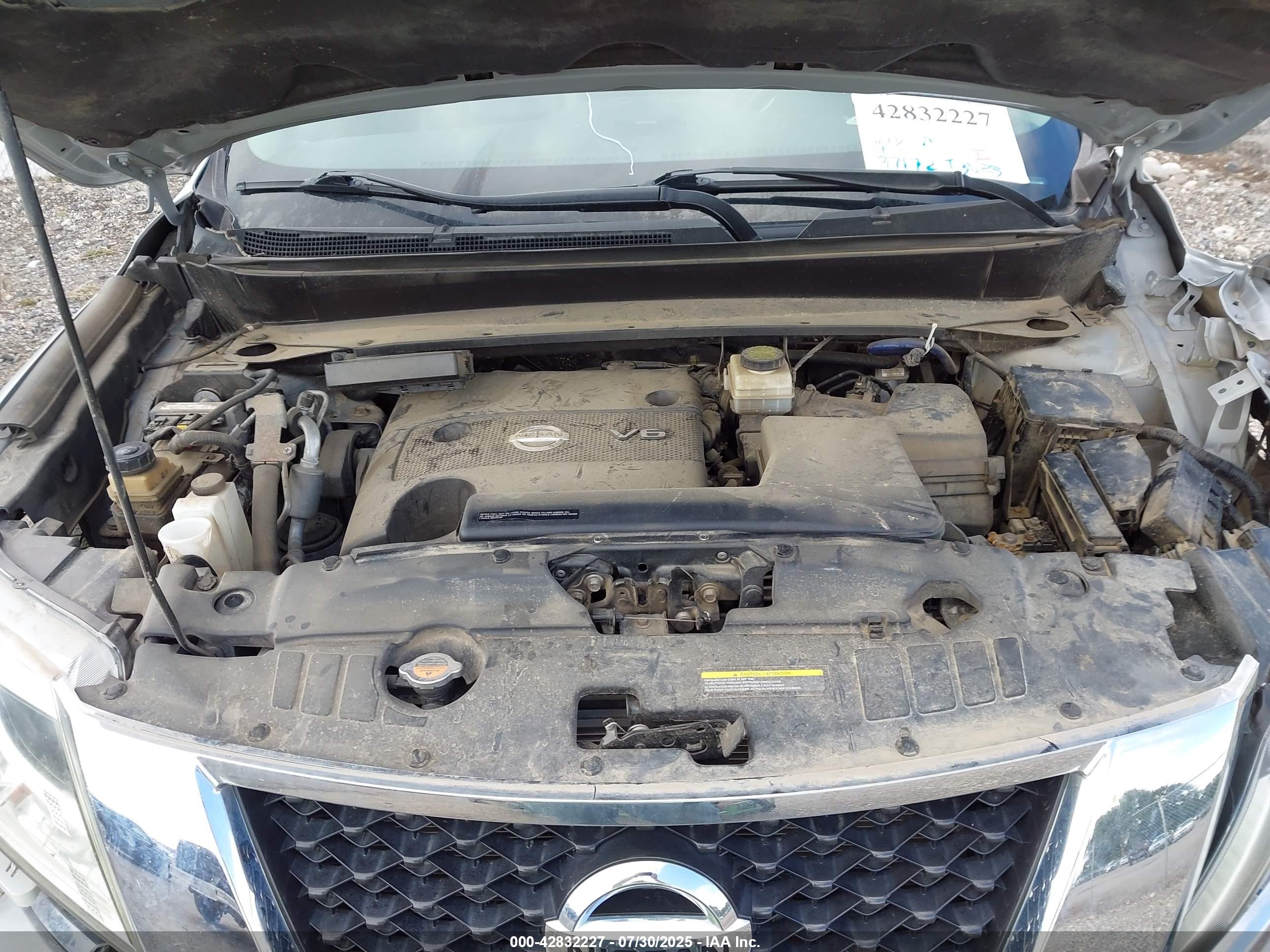 NISSAN PATHFINDER image 10